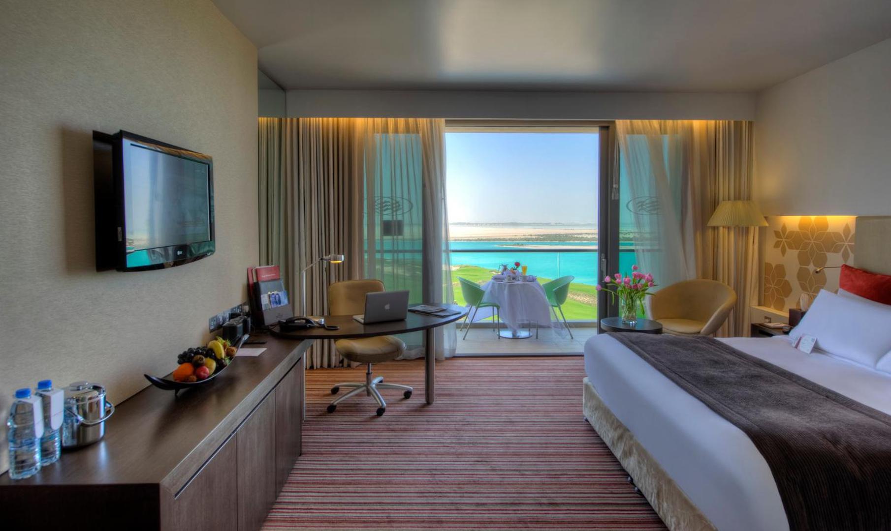 Crowne Plaza Abu Dhabi - Yas Island