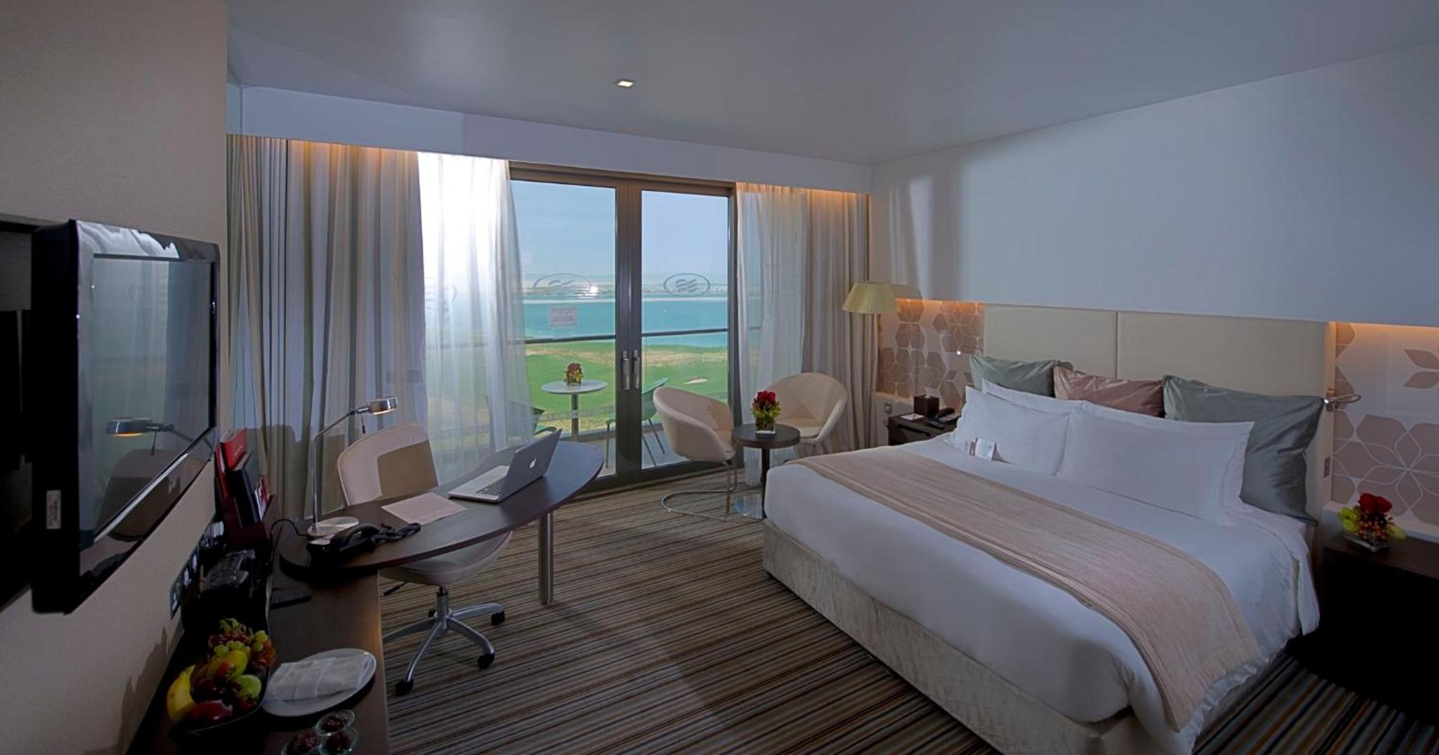 Crowne Plaza Abu Dhabi - Yas Island