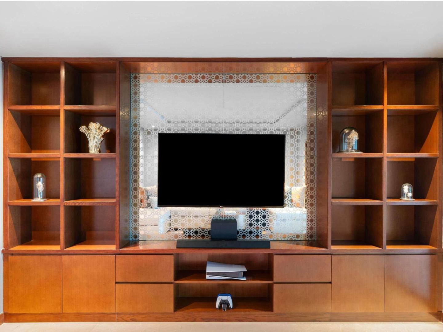 Rixos Marina Abu Dhabi