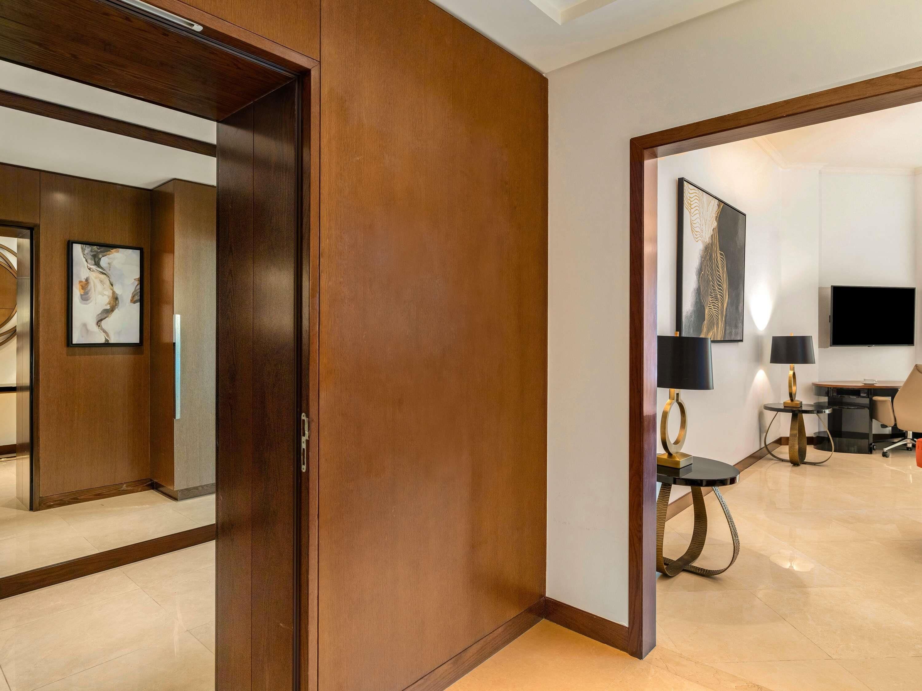 Rixos Marina Abu Dhabi