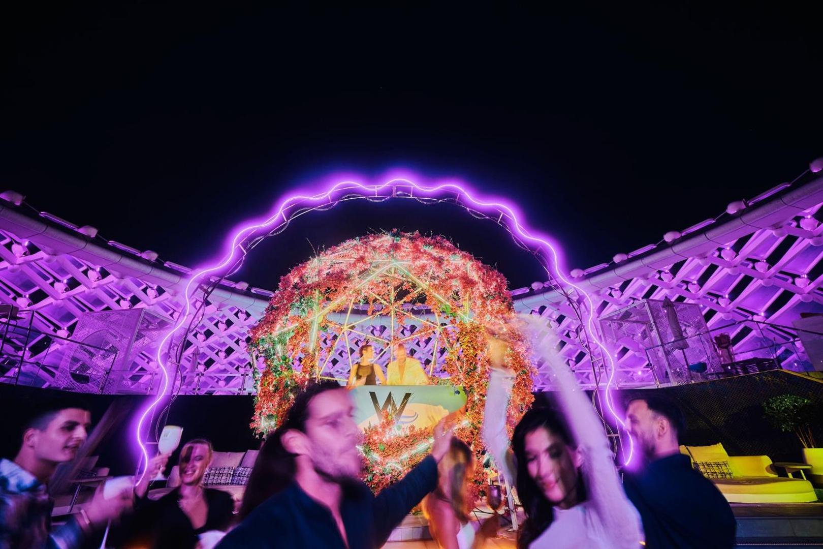 W Abu Dhabi - Yas Island W Abu Dhabi - Yas Island