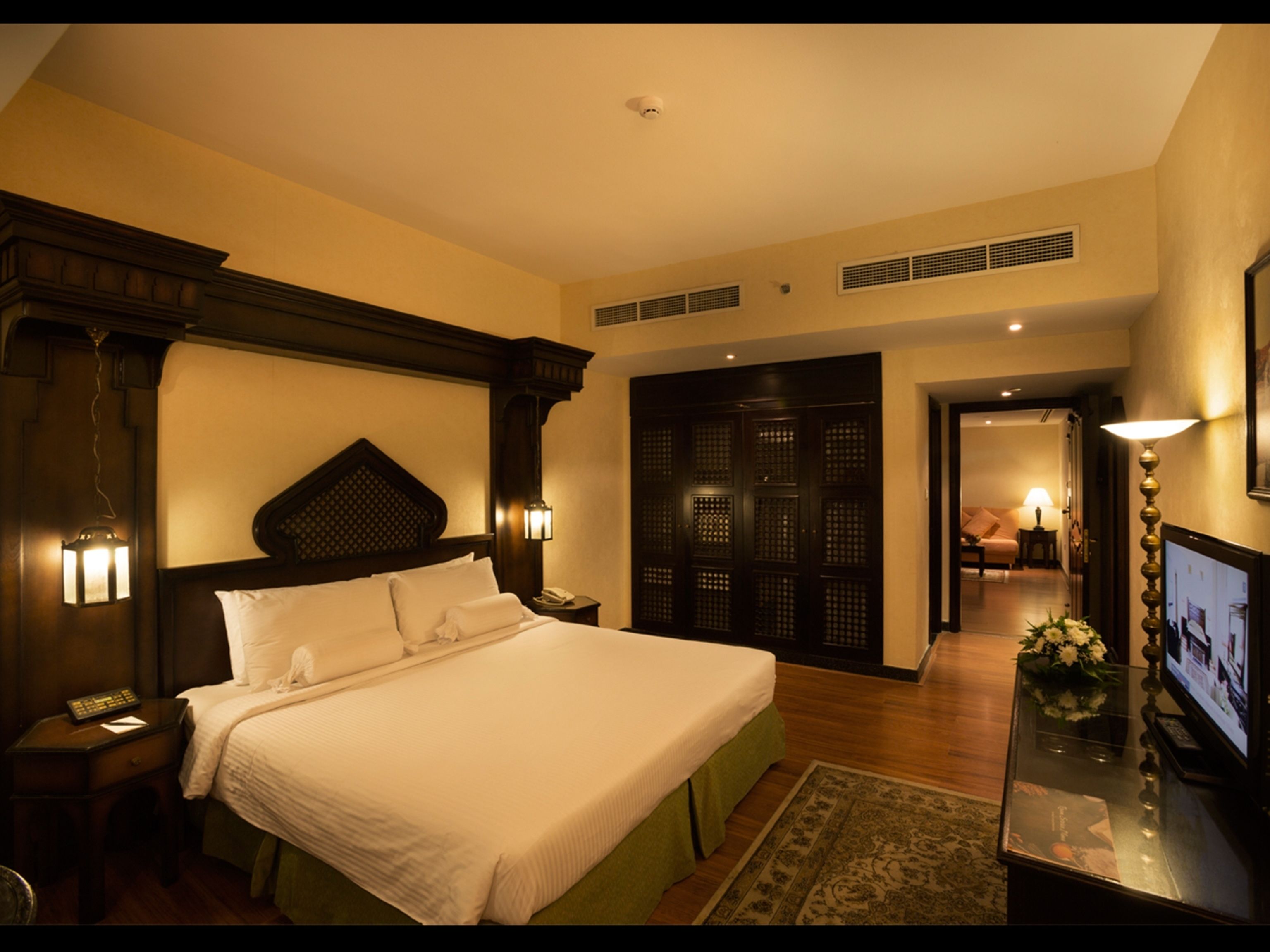 Arabian Courtyard Hotel & Spa Arabian Courtyard Hotel & Spa