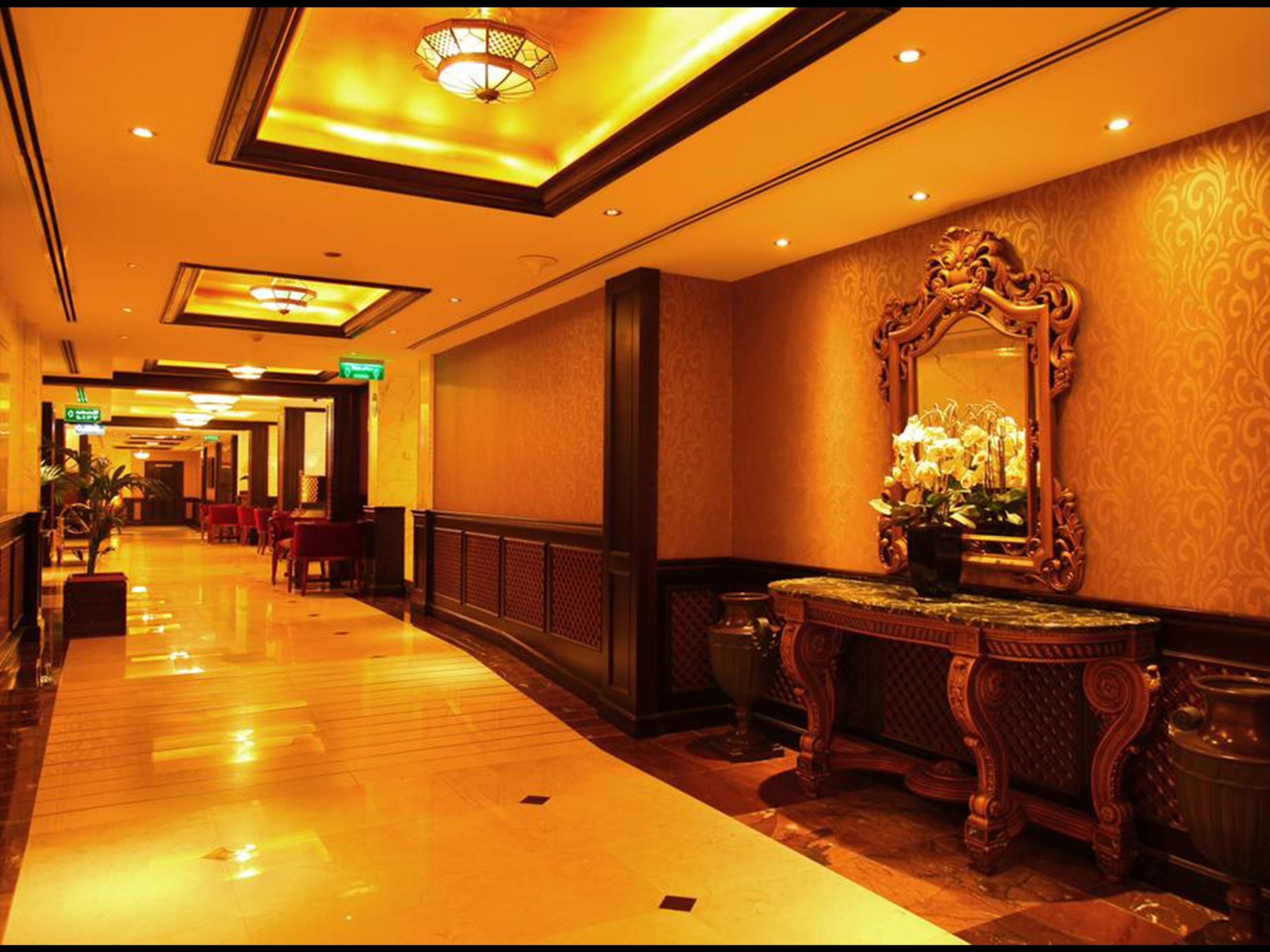 Arabian Courtyard Hotel & Spa Arabian Courtyard Hotel & Spa