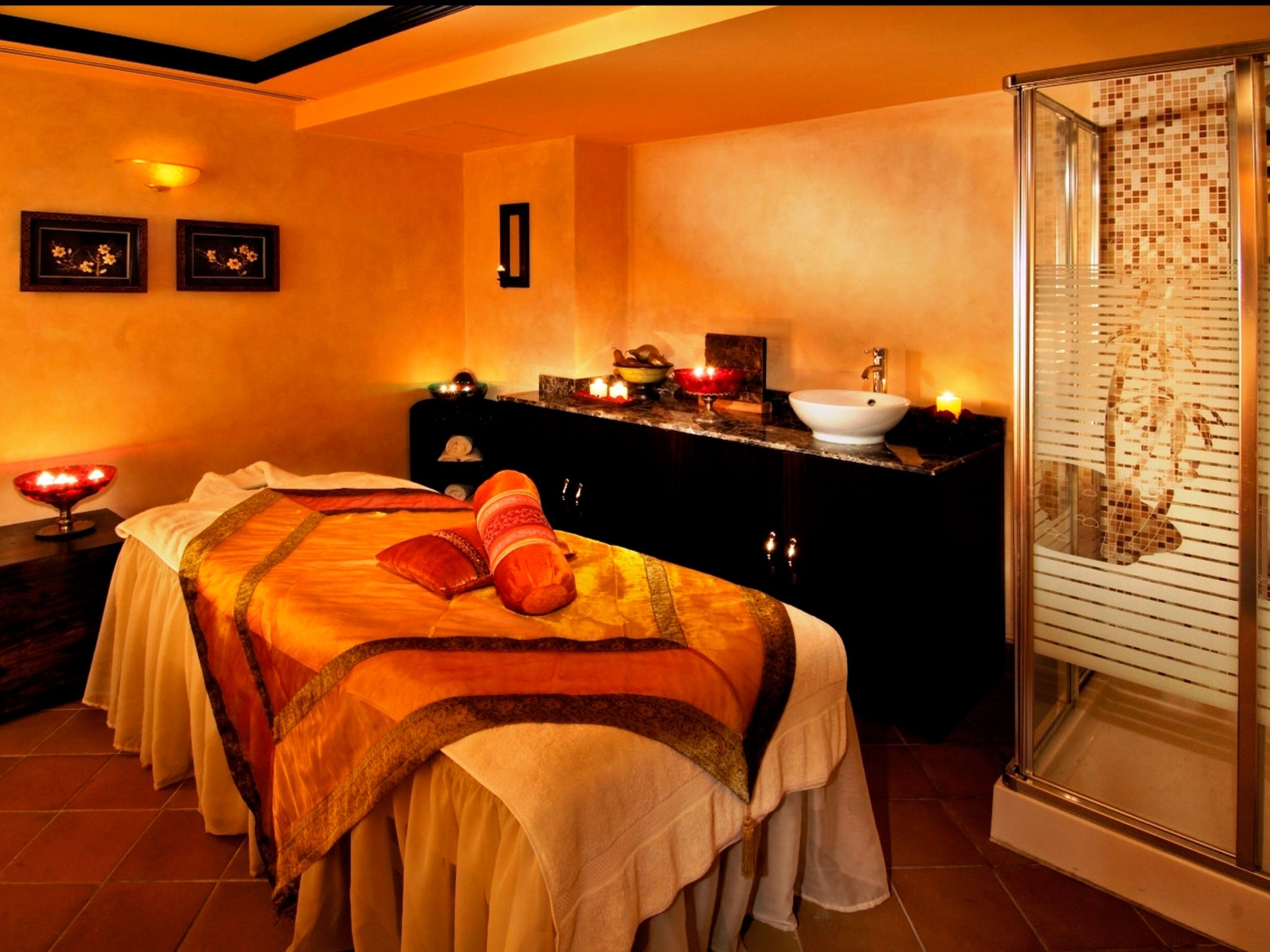 Arabian Courtyard Hotel & Spa Arabian Courtyard Hotel & Spa
