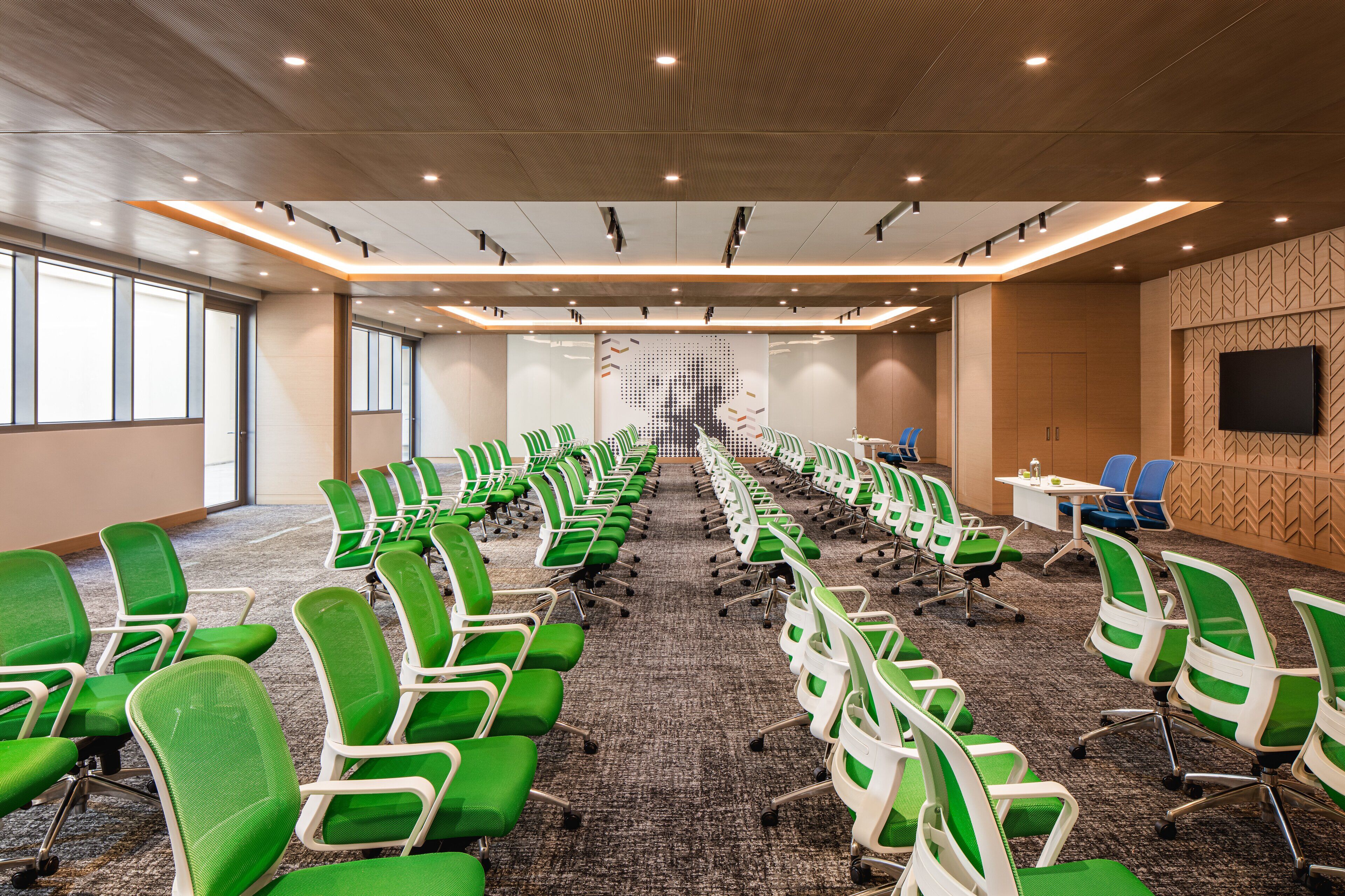 Holiday Inn & Suites Dubai Science Park Holiday Inn & Suites Dubai Science Park