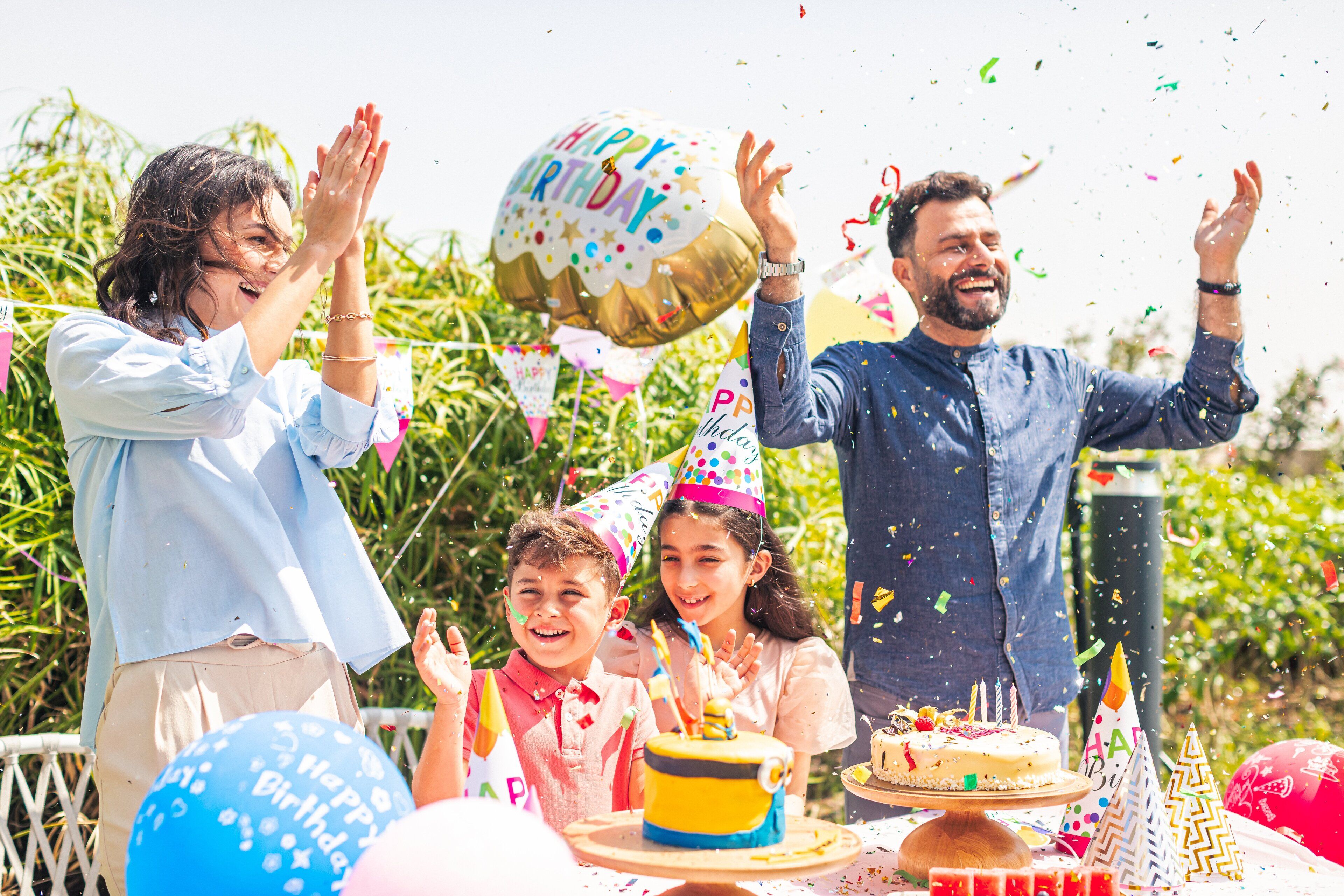 Holiday Inn & Suites Dubai Science Park Holiday Inn & Suites Dubai Science Park