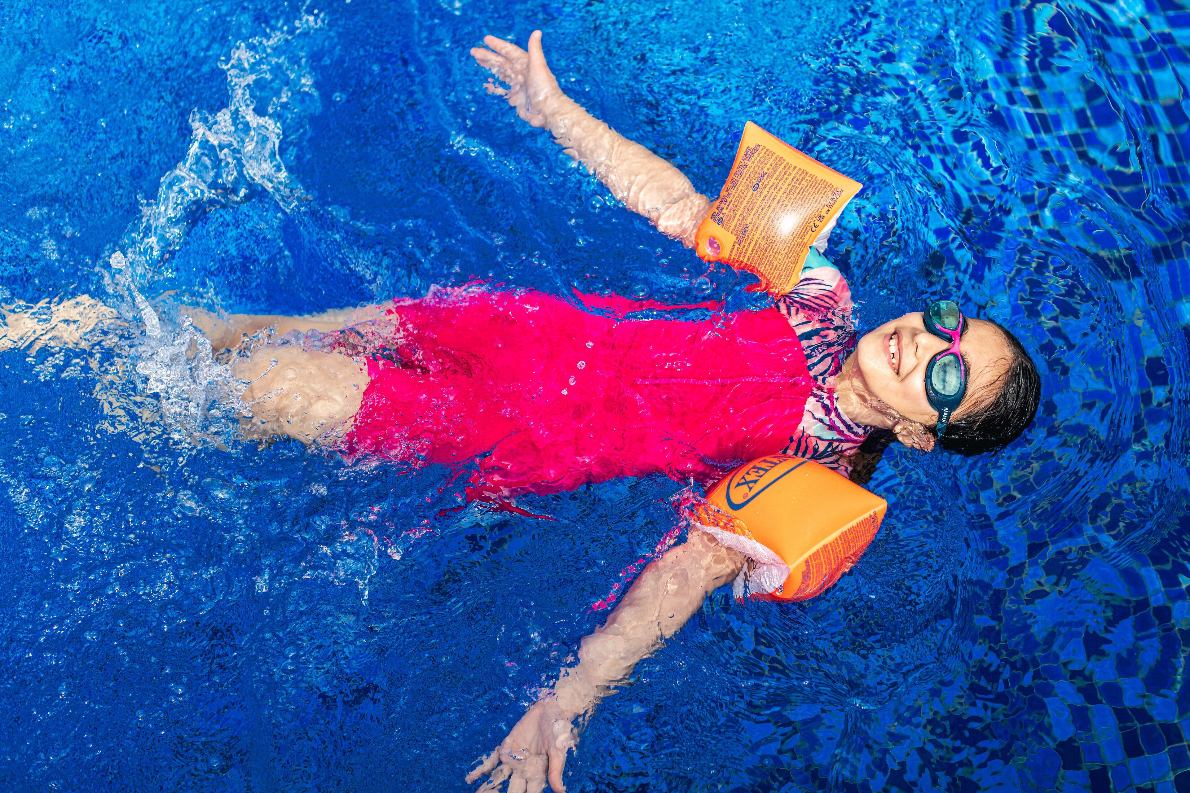 Holiday Inn & Suites Dubai Science Park Holiday Inn & Suites Dubai Science Park