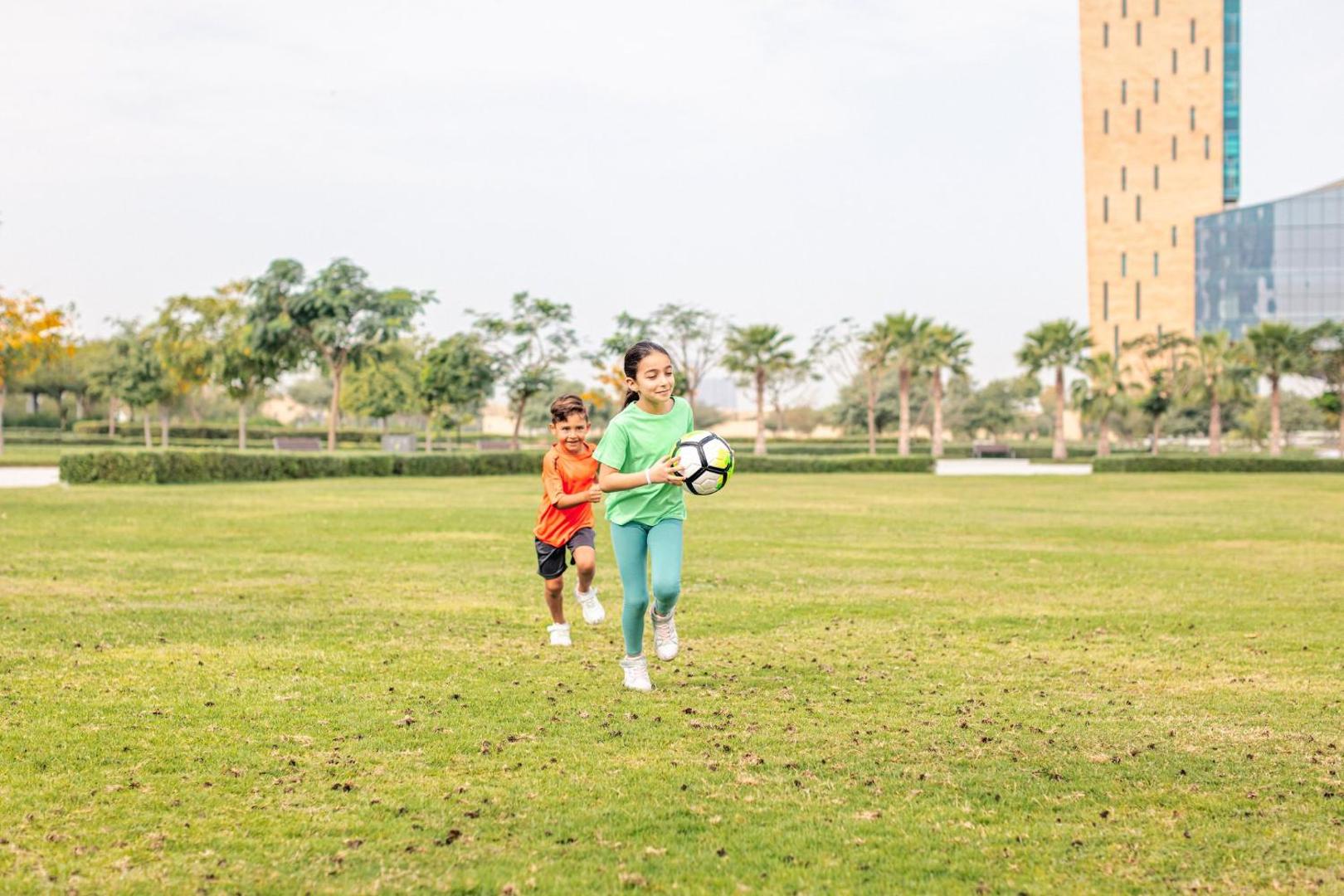 Holiday Inn & Suites Dubai Science Park Holiday Inn & Suites Dubai Science Park