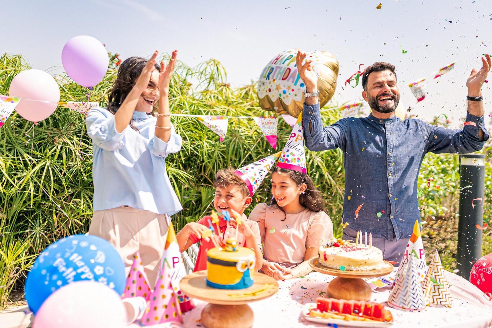 Holiday Inn & Suites Dubai Science Park Holiday Inn & Suites Dubai Science Park