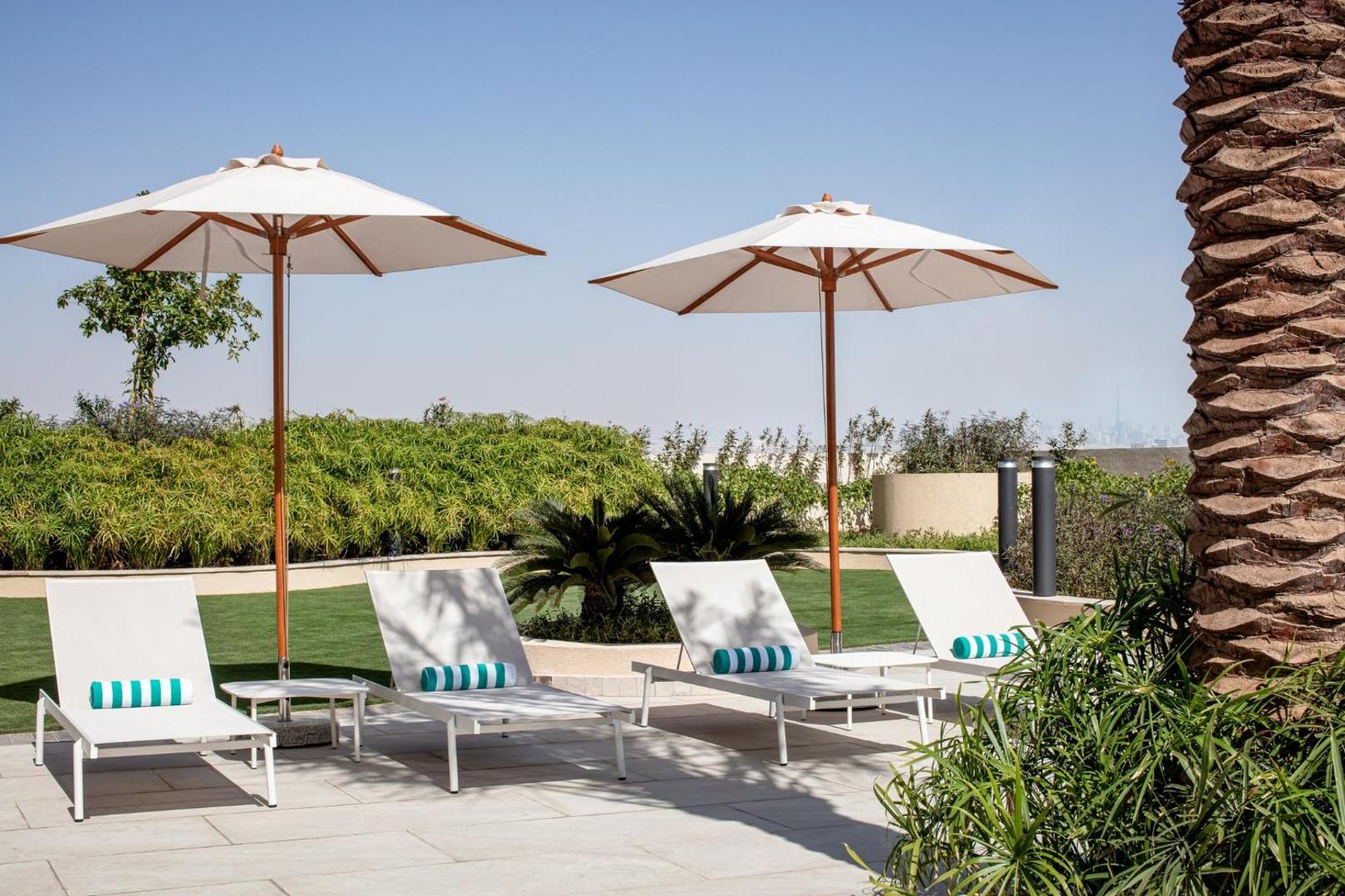 Holiday Inn & Suites Dubai Science Park Holiday Inn & Suites Dubai Science Park