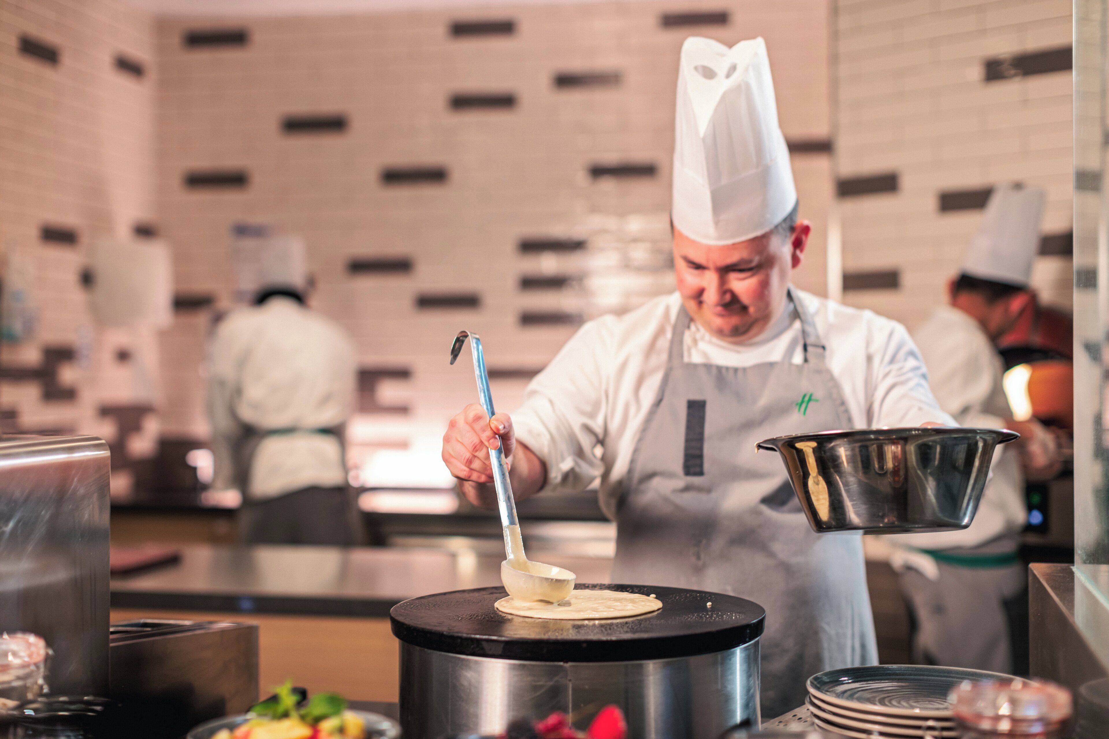 Holiday Inn & Suites Dubai Science Park Holiday Inn & Suites Dubai Science Park