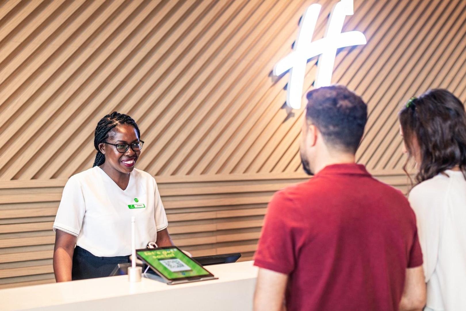 Holiday Inn & Suites Dubai Science Park Holiday Inn & Suites Dubai Science Park