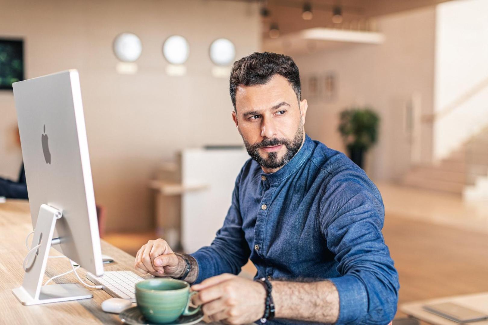 Holiday Inn & Suites Dubai Science Park Holiday Inn & Suites Dubai Science Park