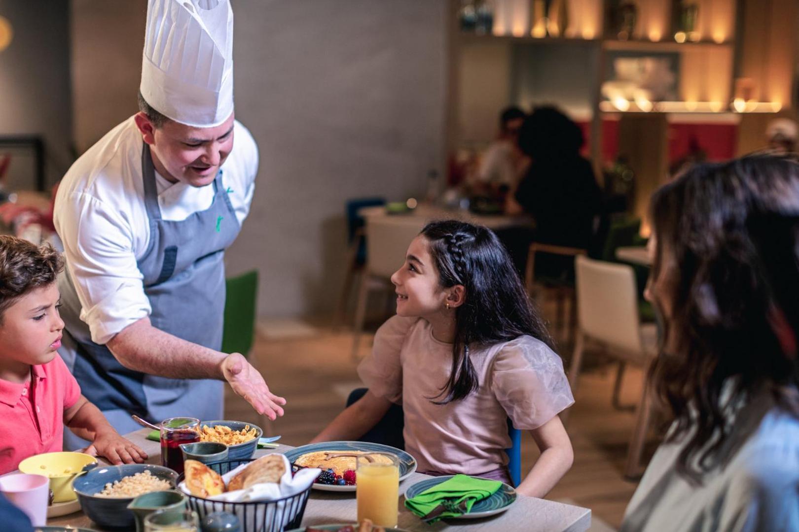 Holiday Inn & Suites Dubai Science Park Holiday Inn & Suites Dubai Science Park