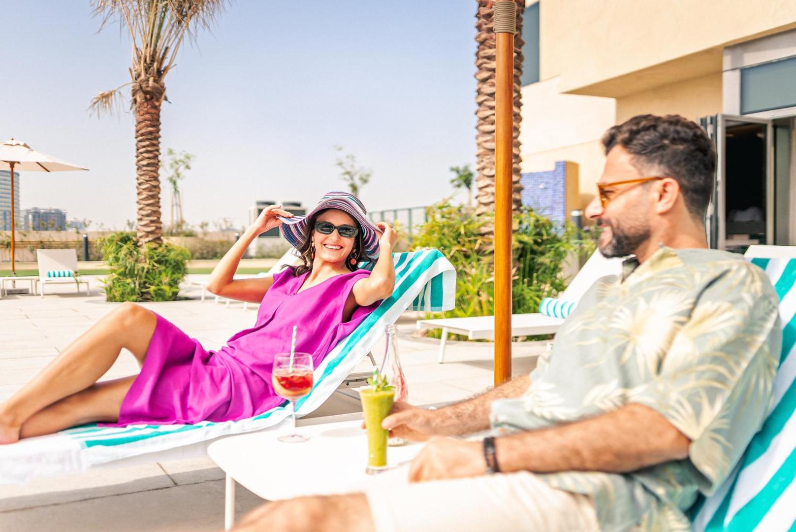 Holiday Inn & Suites Dubai Science Park Holiday Inn & Suites Dubai Science Park