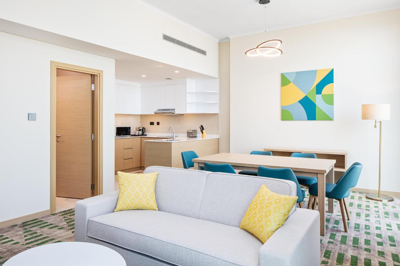 Holiday Inn & Suites Dubai Science Park Holiday Inn & Suites Dubai Science Park