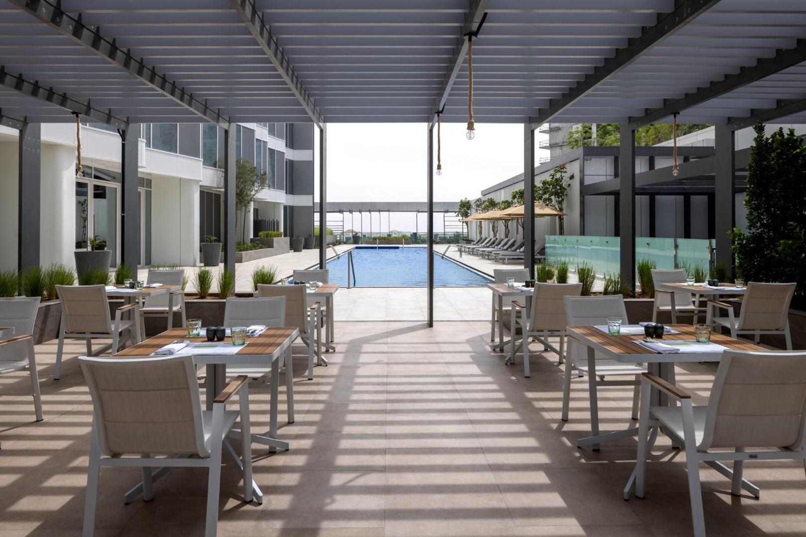 Holiday Inn Dubai Business Bay