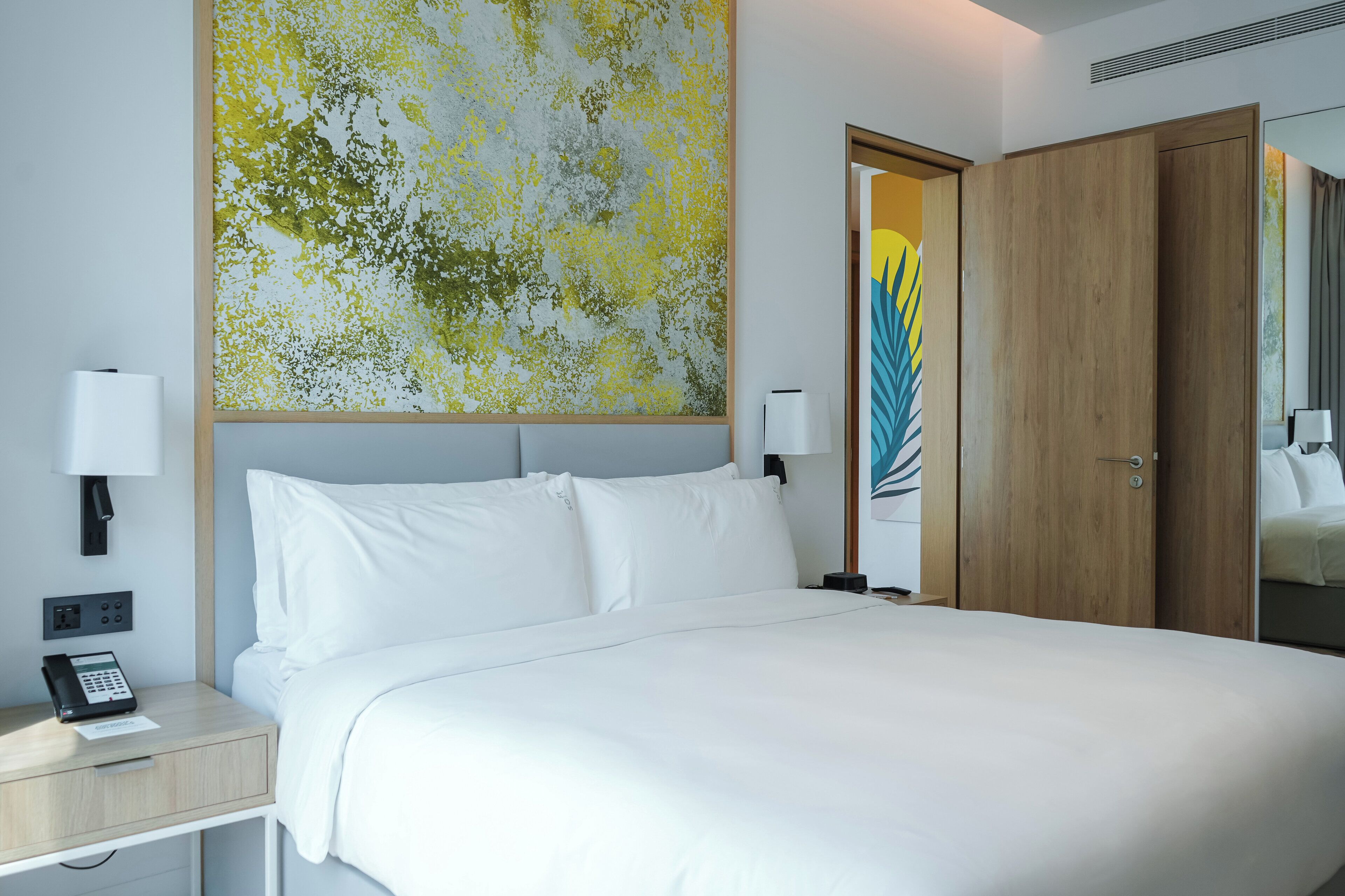 Holiday Inn Dubai Business Bay