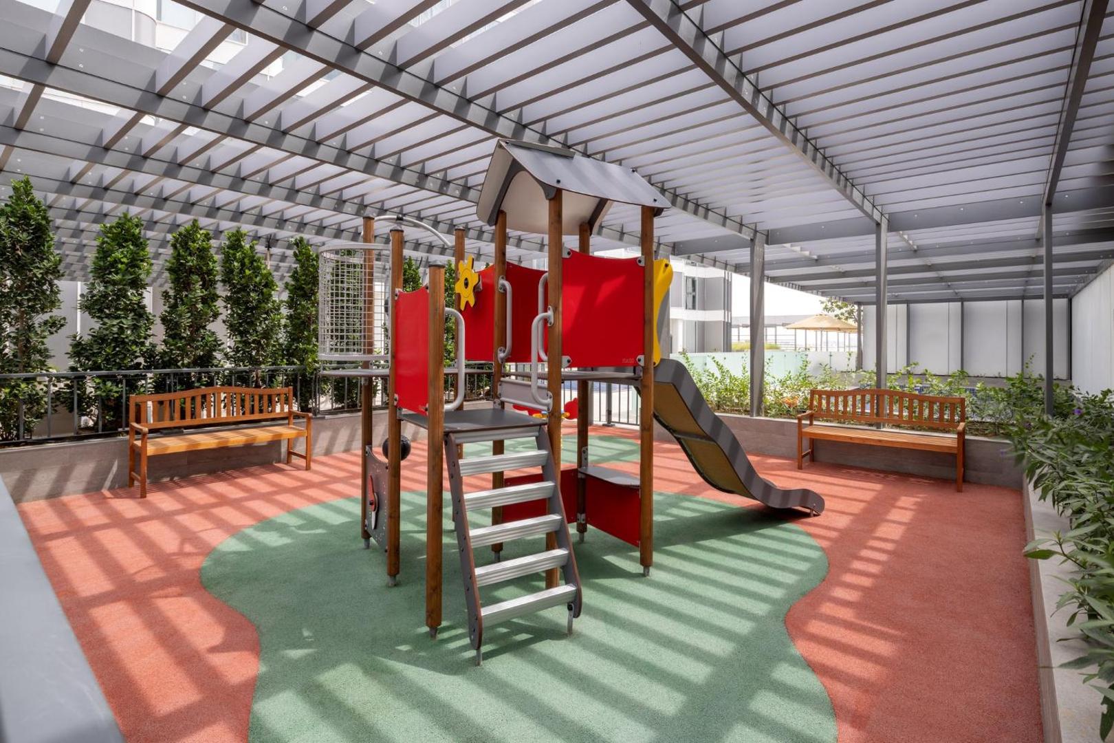 Holiday Inn Dubai Business Bay