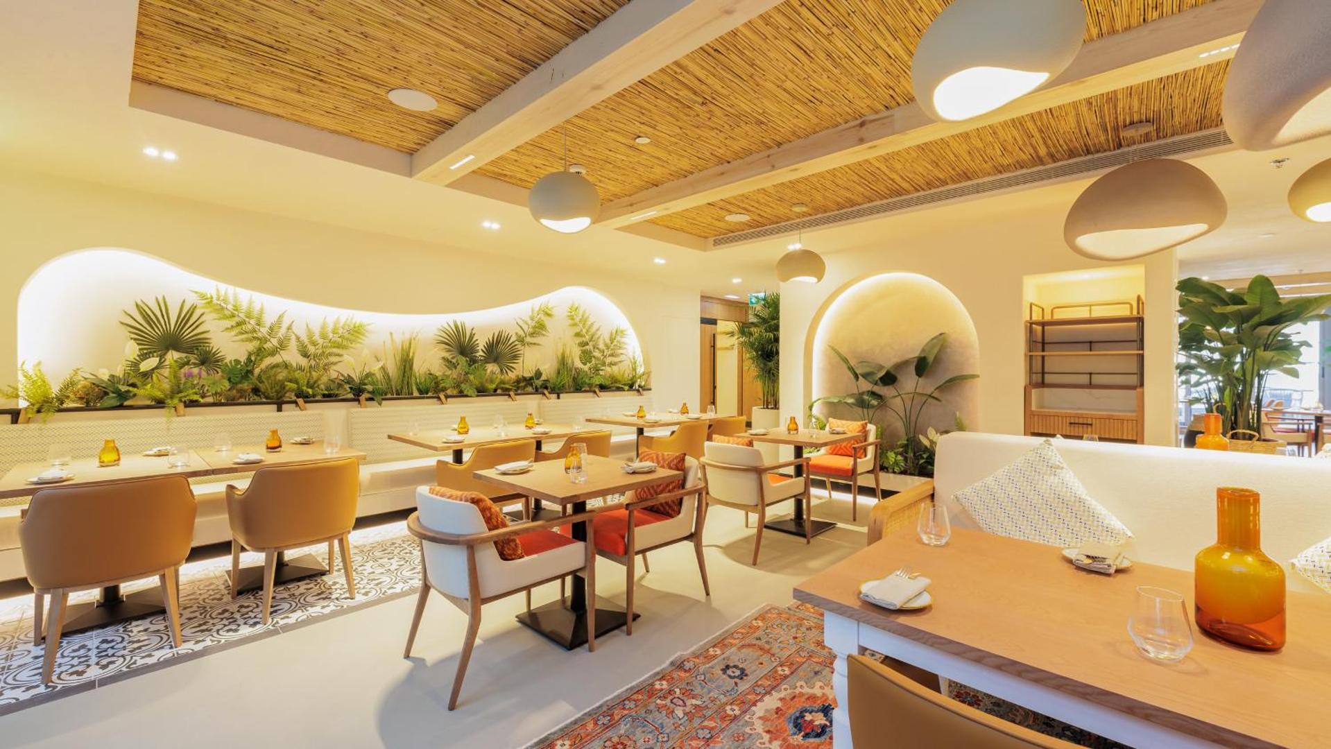 Holiday Inn Dubai Village Circle Holiday Inn Dubai Village Circle