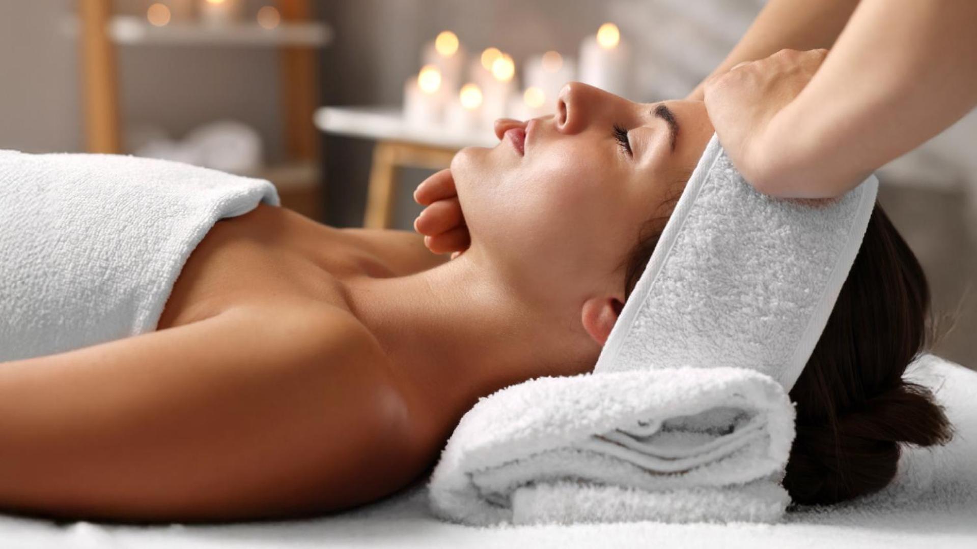 Holiday Inn Dubai Village Circle Holiday Inn Dubai Village Circle