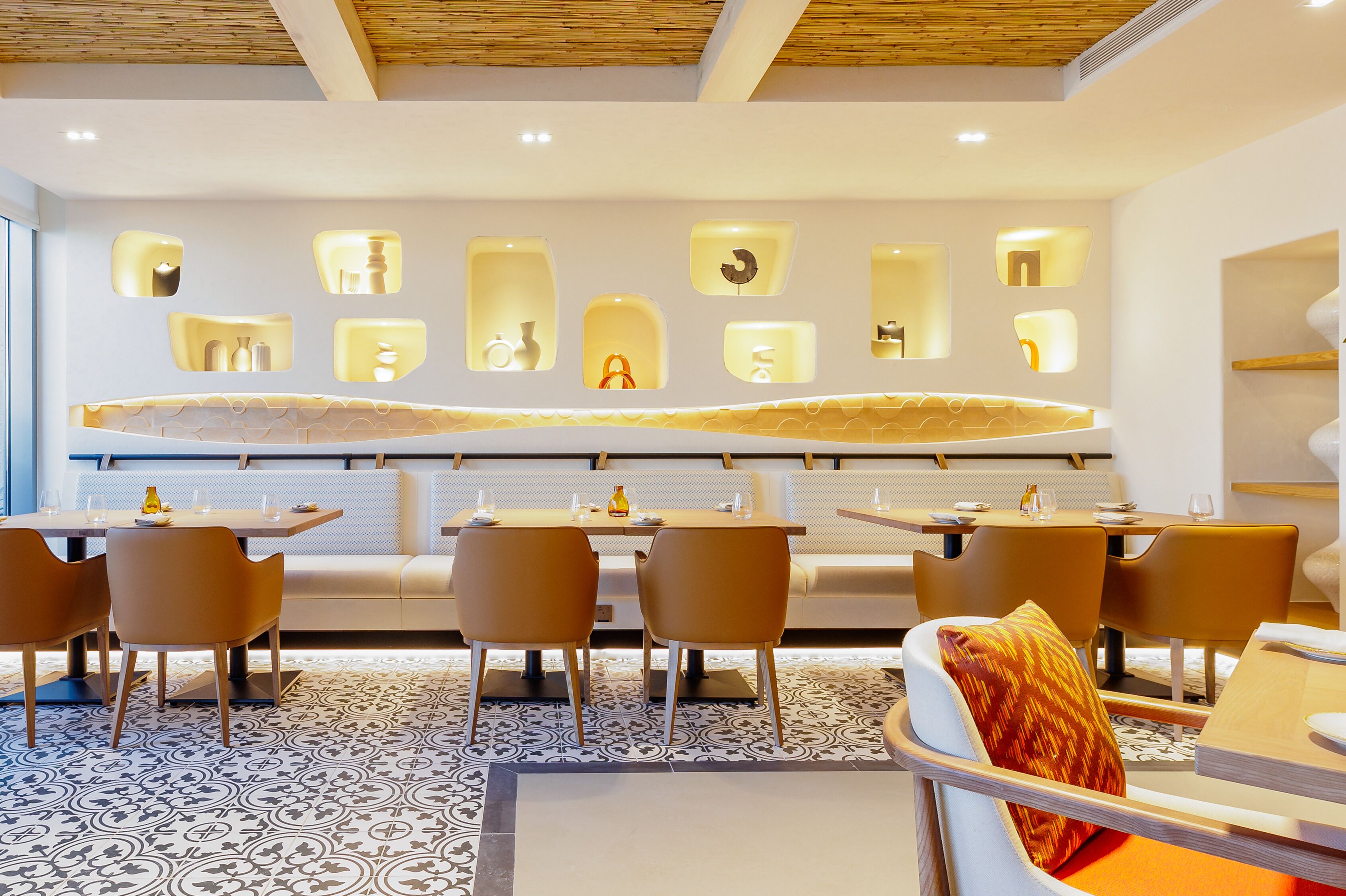 Holiday Inn Dubai Village Circle Holiday Inn Dubai Village Circle