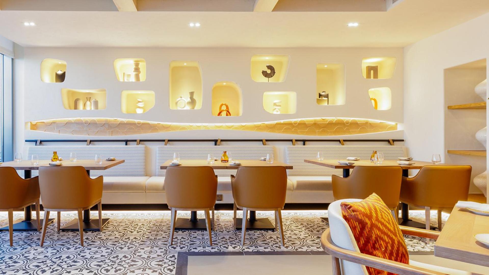 Holiday Inn Dubai Village Circle Holiday Inn Dubai Village Circle