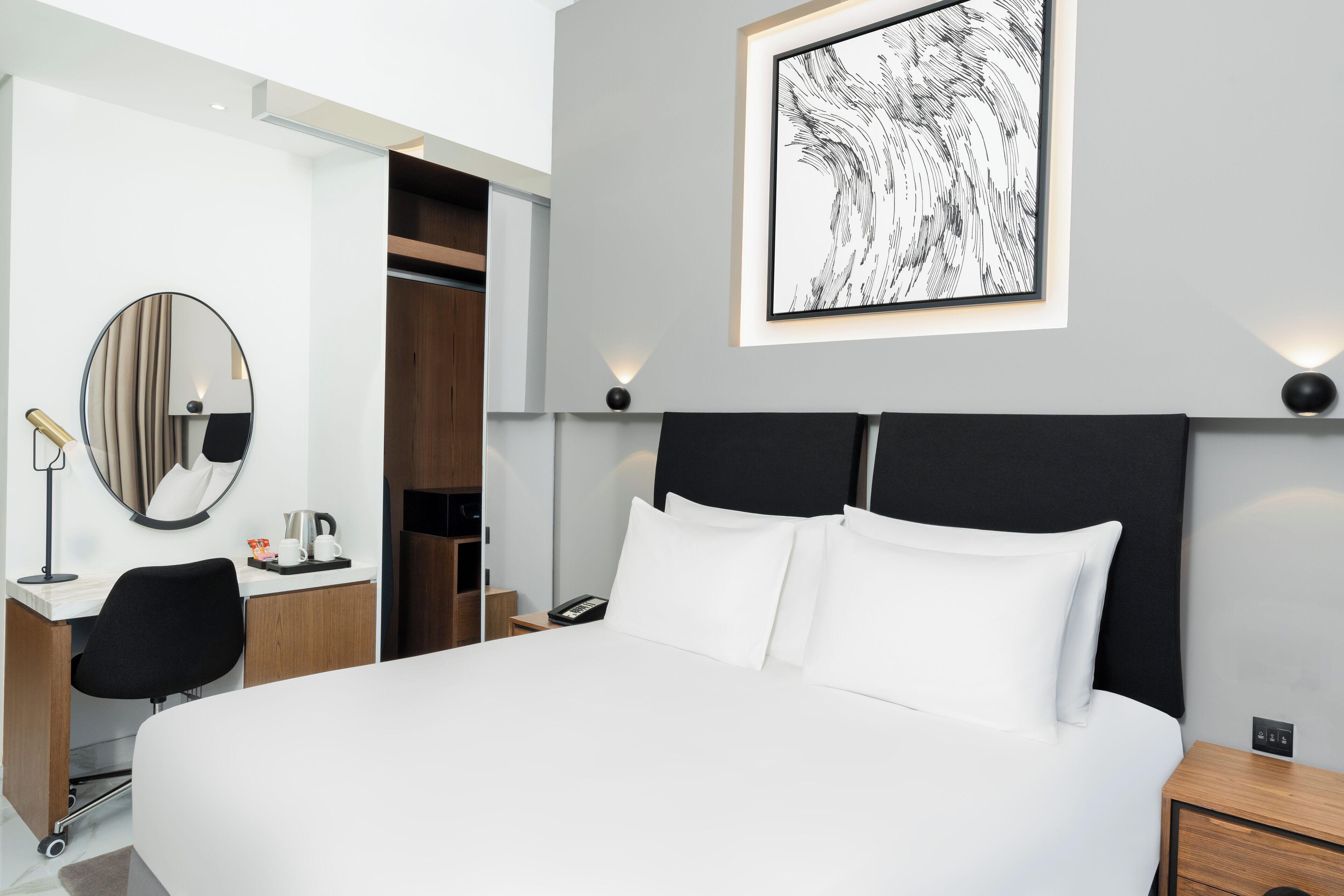 Holiday Inn Dubai Village Circle Holiday Inn Dubai Village Circle