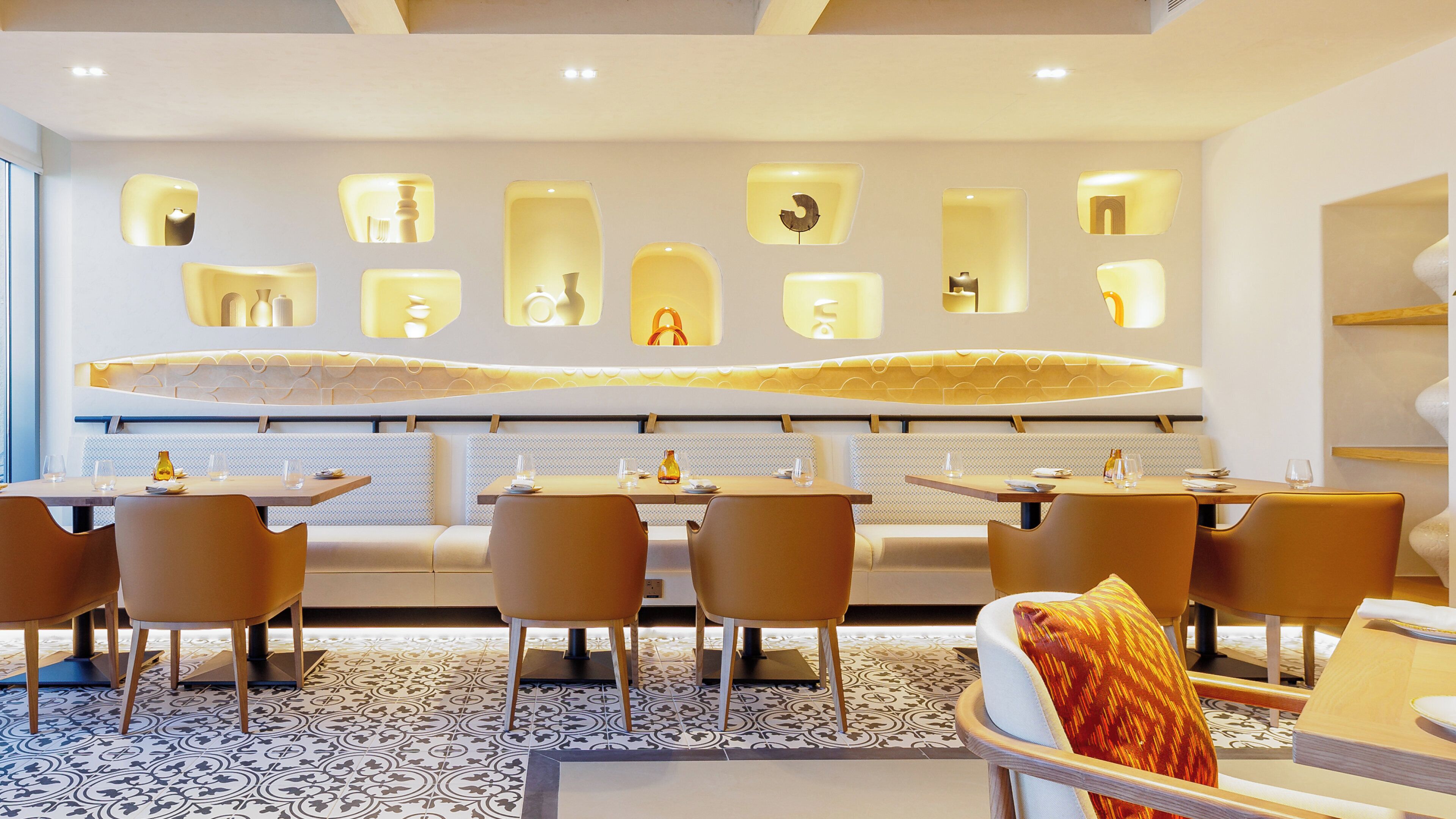 Holiday Inn Dubai Village Circle Holiday Inn Dubai Village Circle