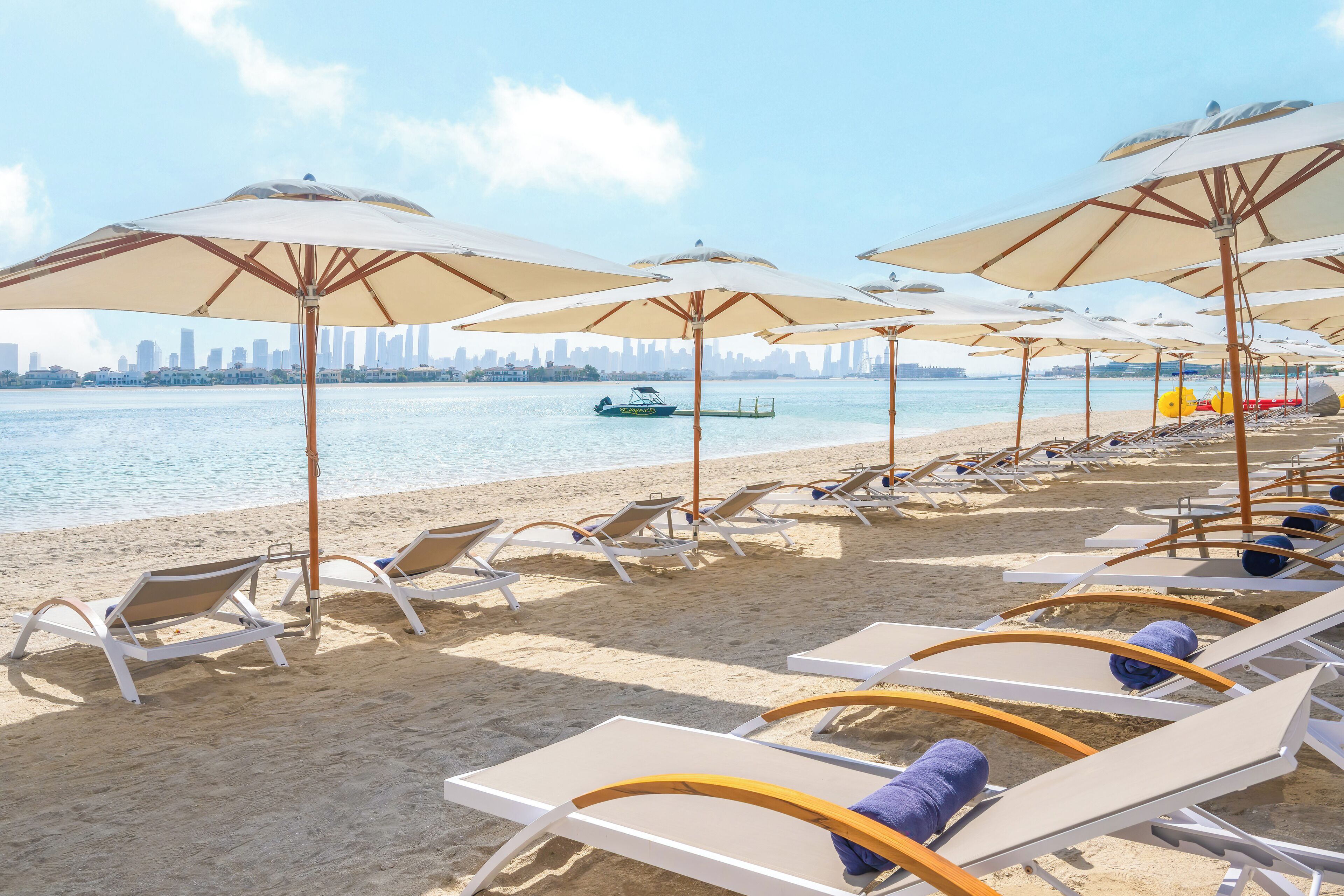 Hotel Local Dubai, Jumeirah Village Triangle, Autograph Collection