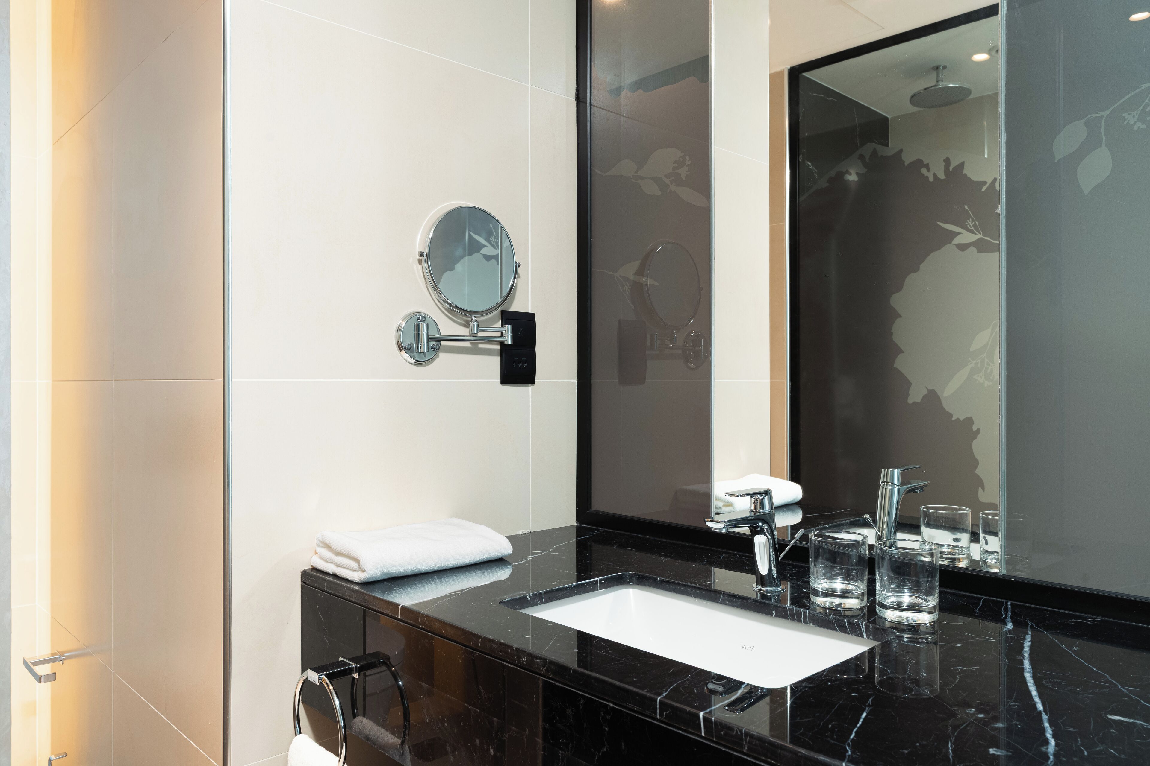 Hotel Local Dubai, Jumeirah Village Triangle, Autograph Collection