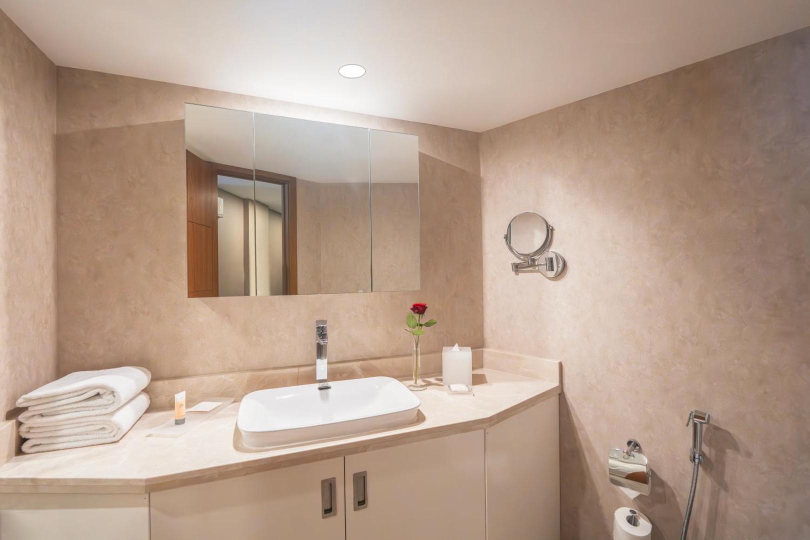 Hyatt Regency Galleria Residence Dubai Hyatt Regency Galleria Residence Dubai