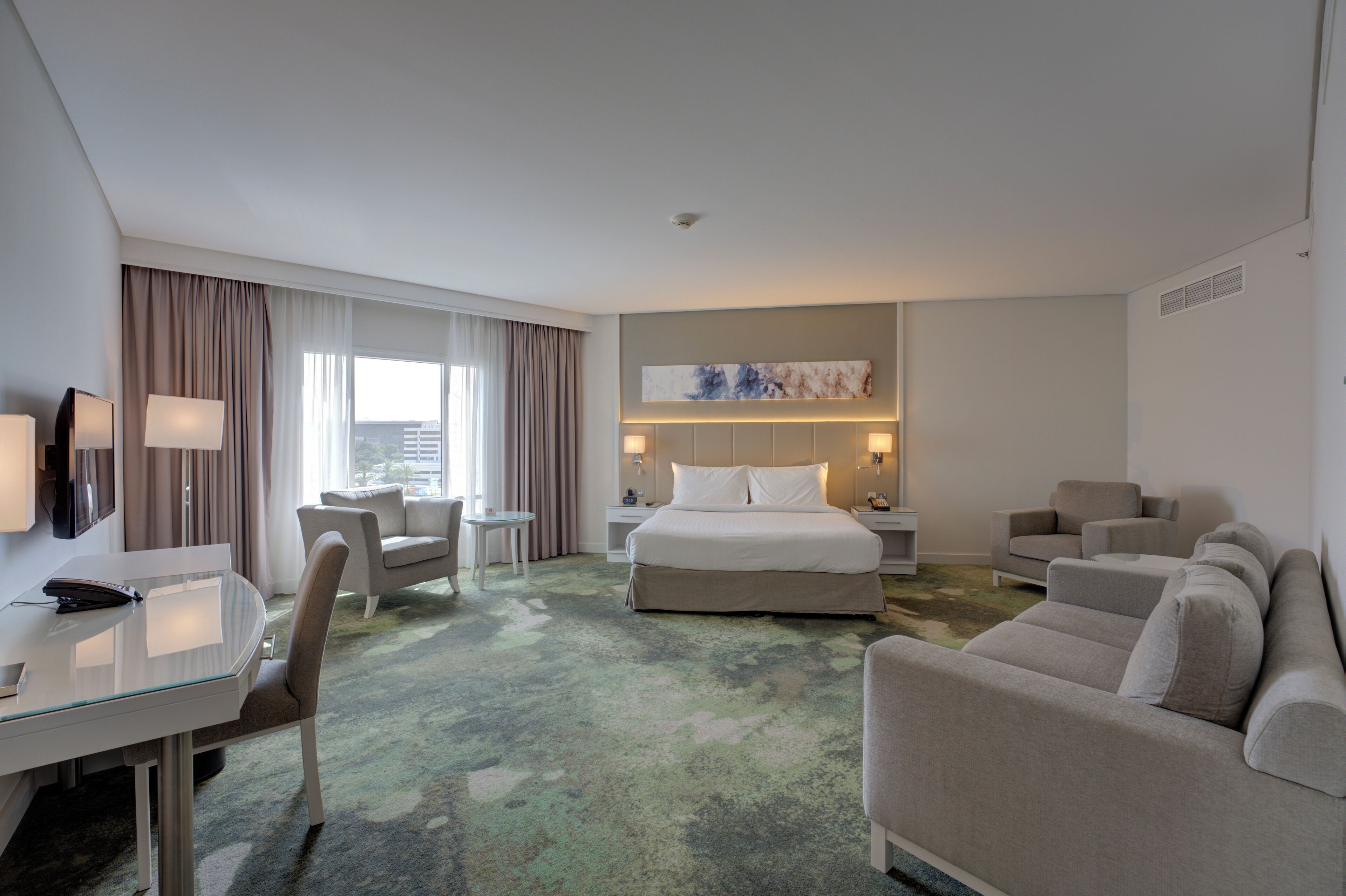 Millennium Lakeview Hotel Millennium Lakeview Hotel