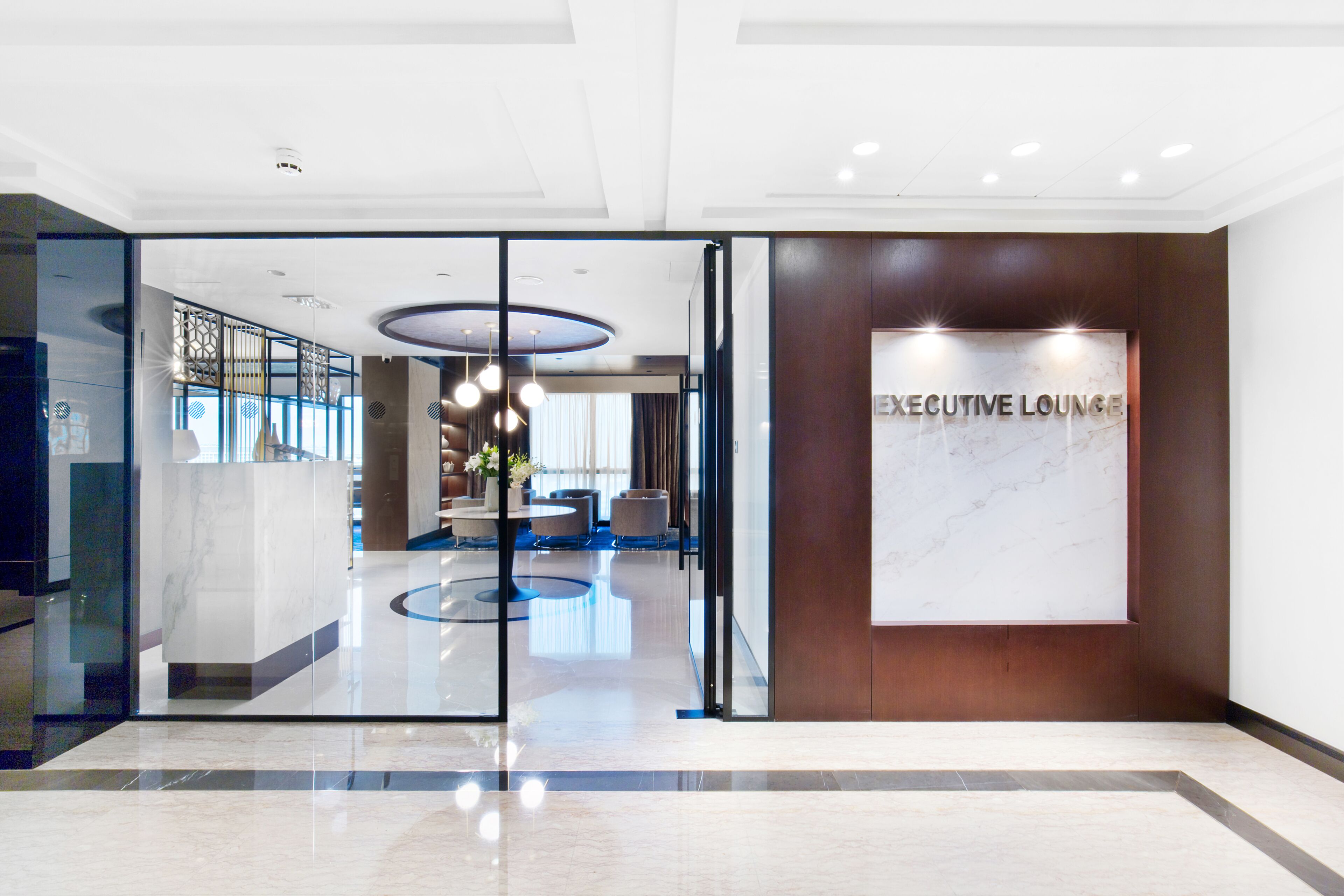 Pullman Dubai Creek City Centre Hotel