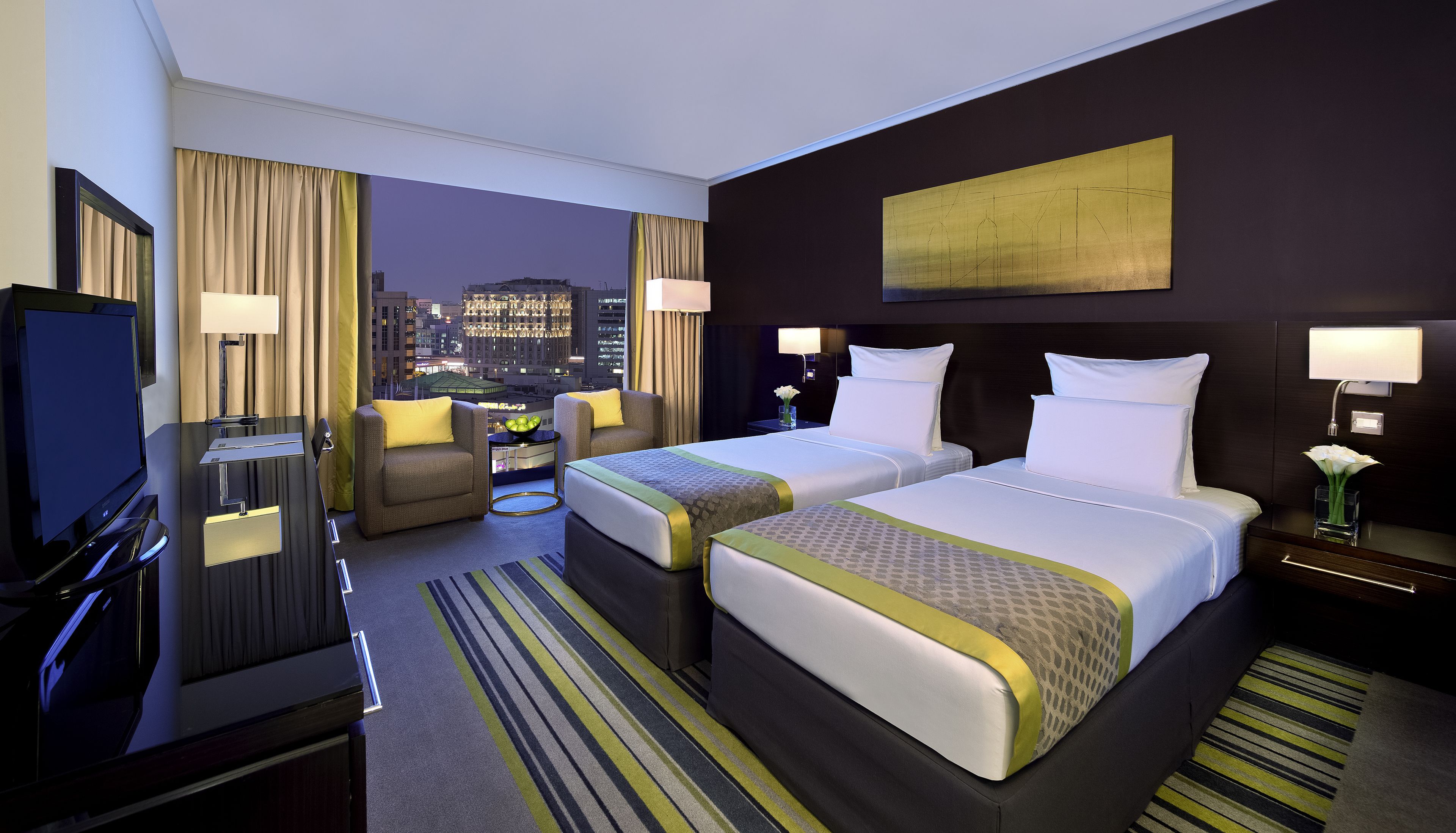Pullman Dubai Creek City Centre Hotel