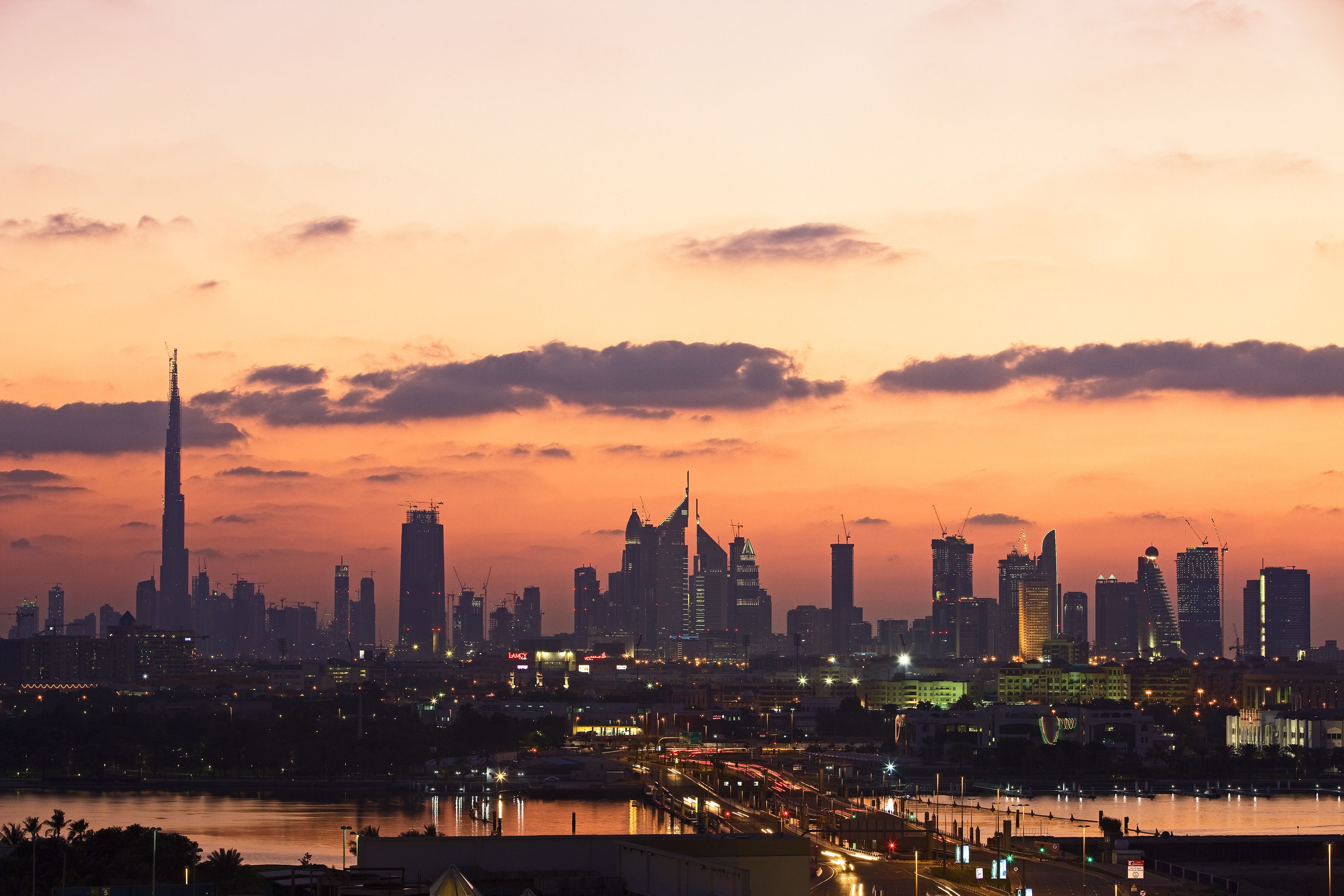 Pullman Dubai Creek City Centre Hotel