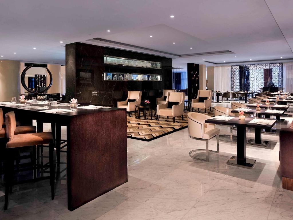 Pullman Dubai Creek City Centre Hotel