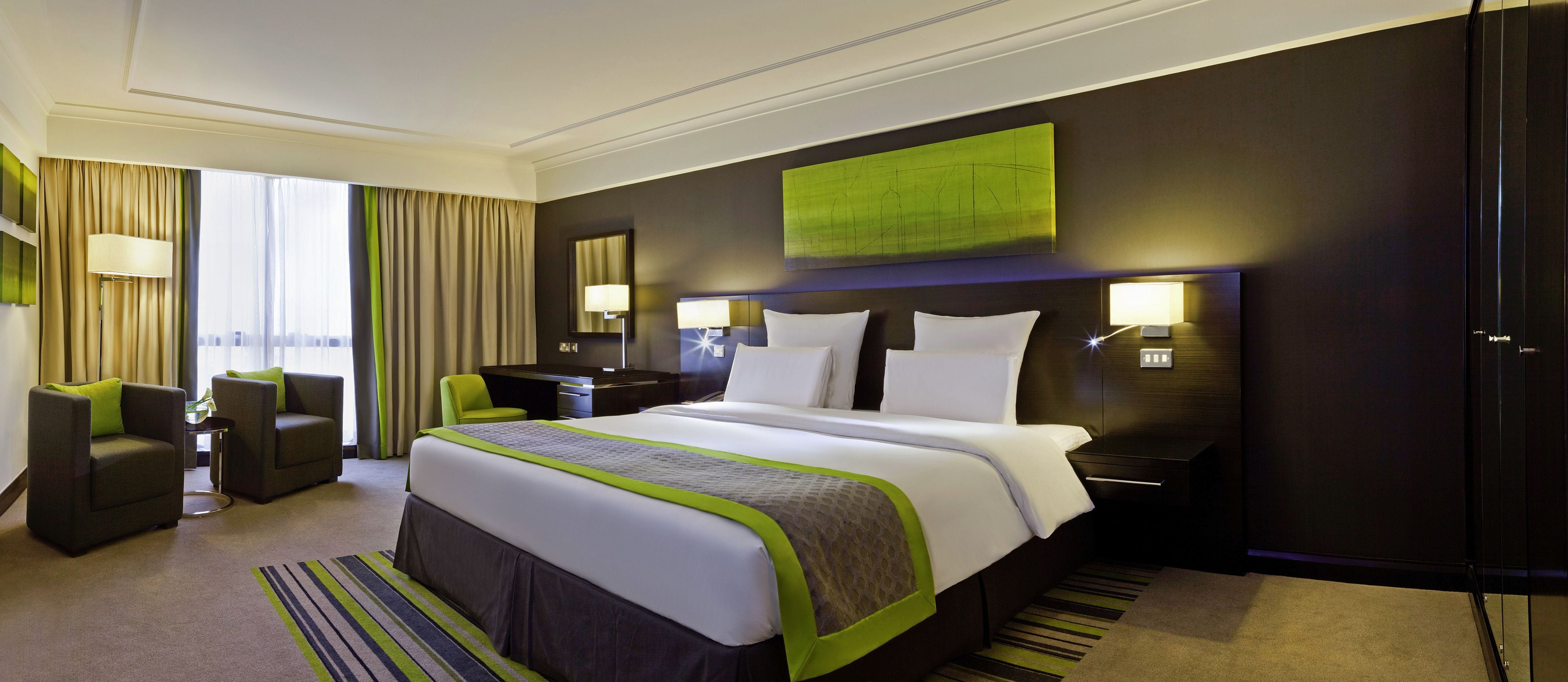 Pullman Dubai Creek City Centre Hotel