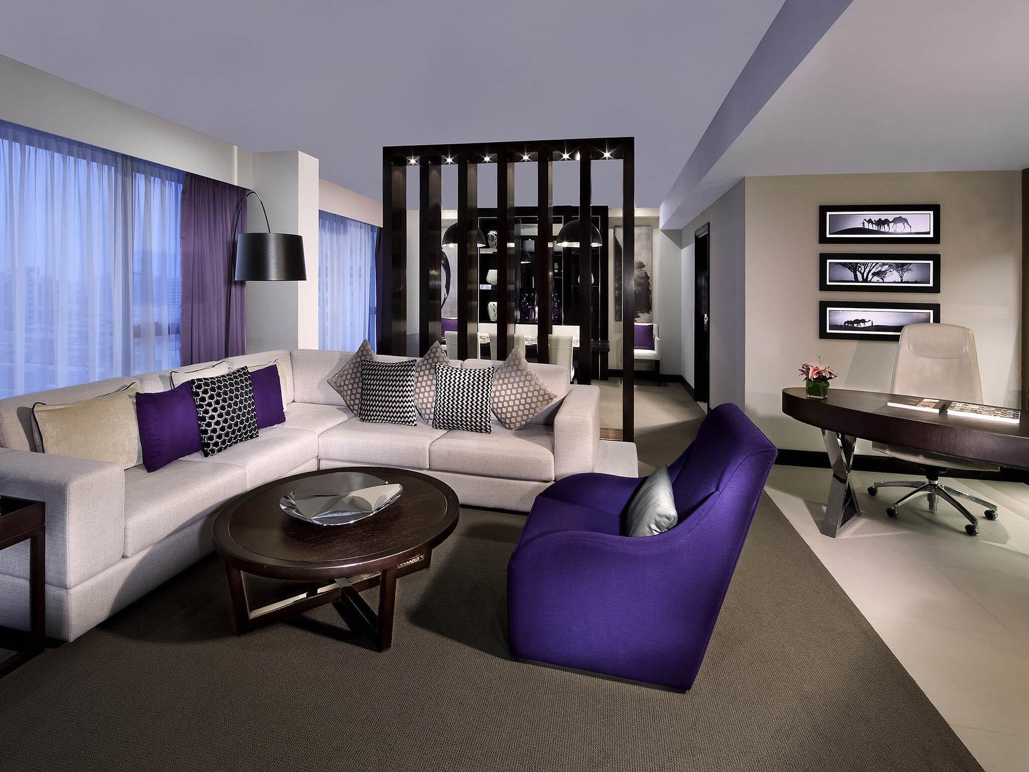 Pullman Dubai Creek City Centre Hotel