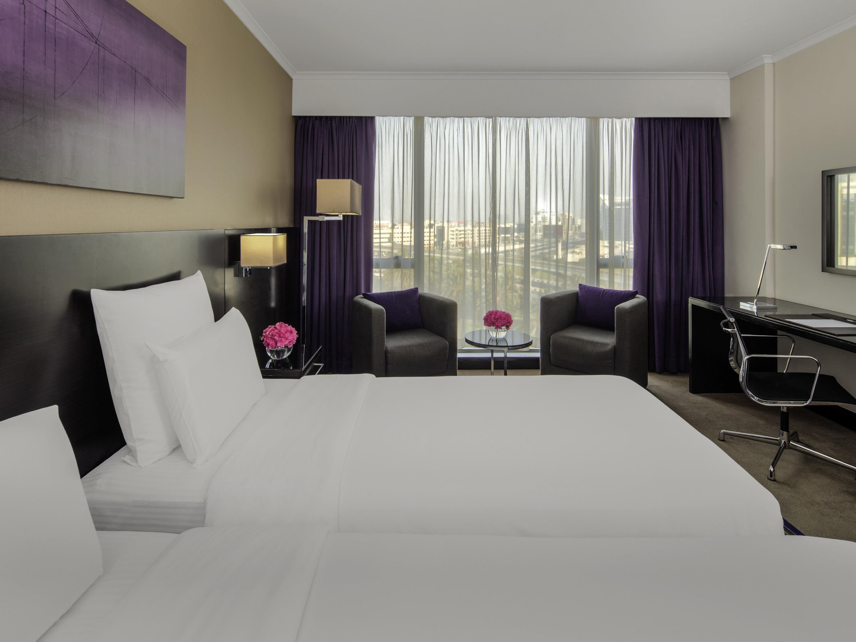 Pullman Dubai Creek City Centre Hotel