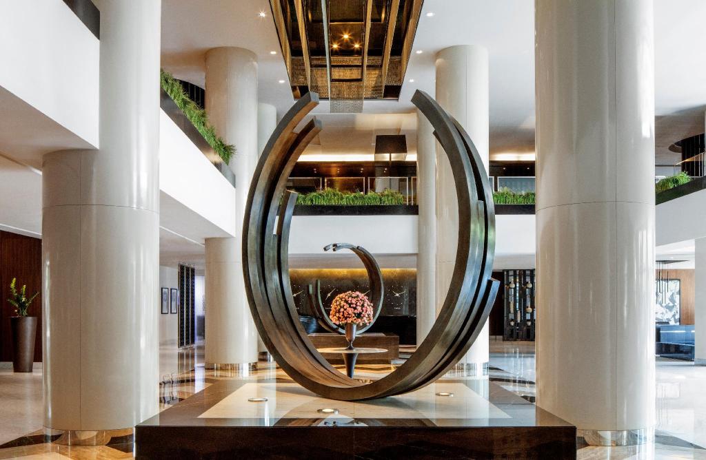 Pullman Dubai Creek City Centre Hotel