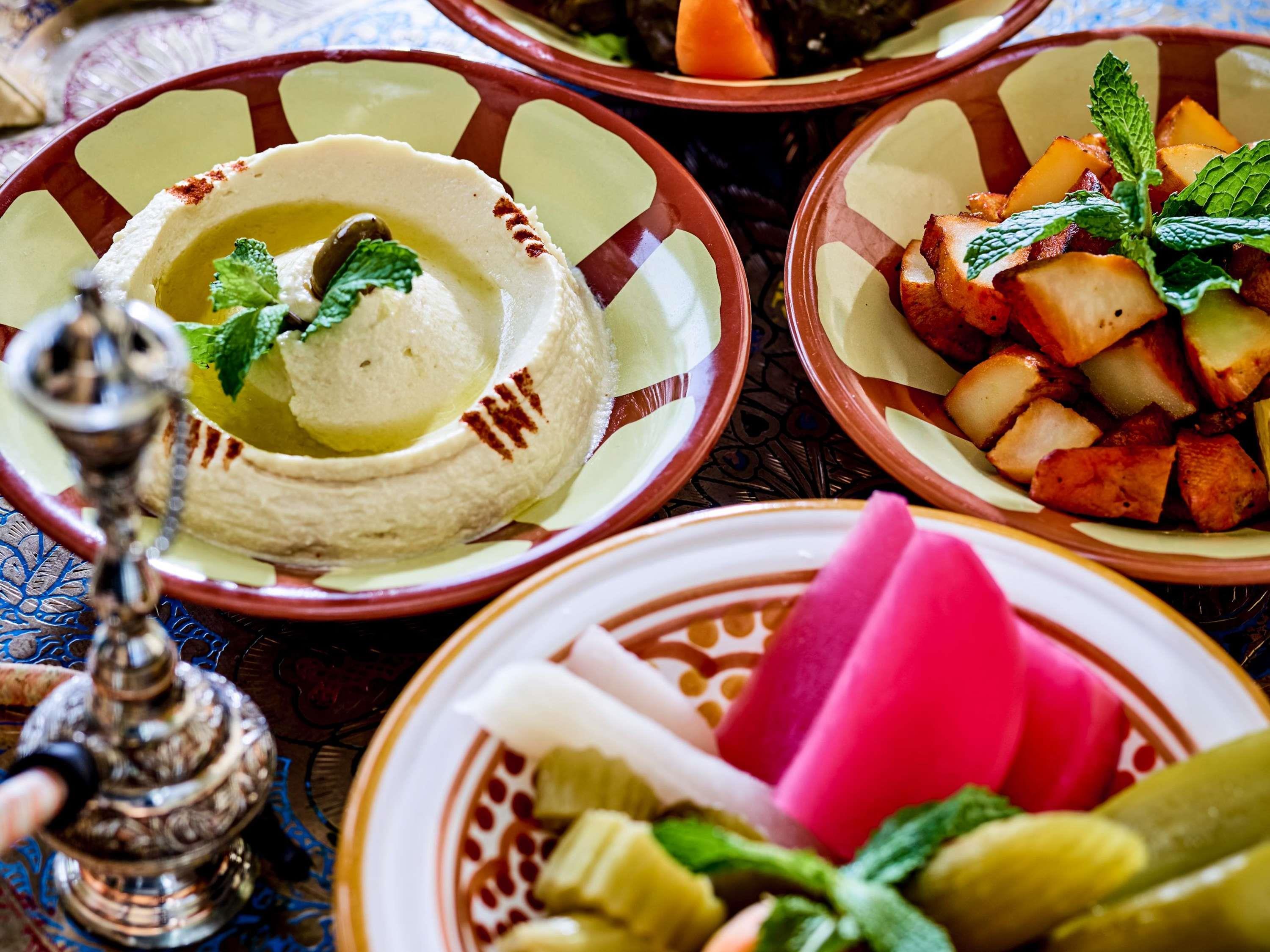 Pullman Dubai Creek City Centre Hotel