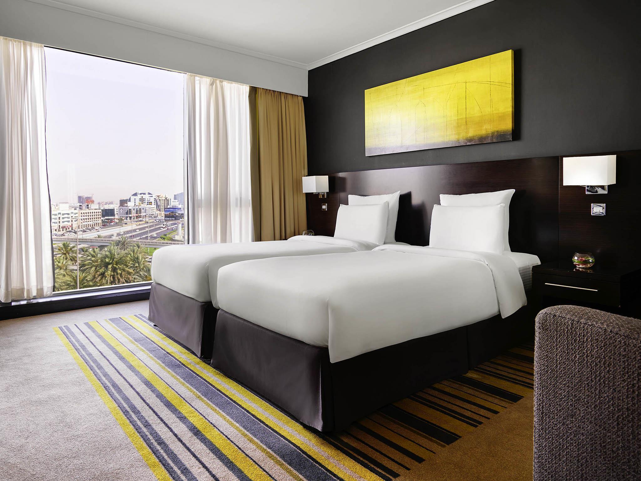 Pullman Dubai Creek City Centre Hotel