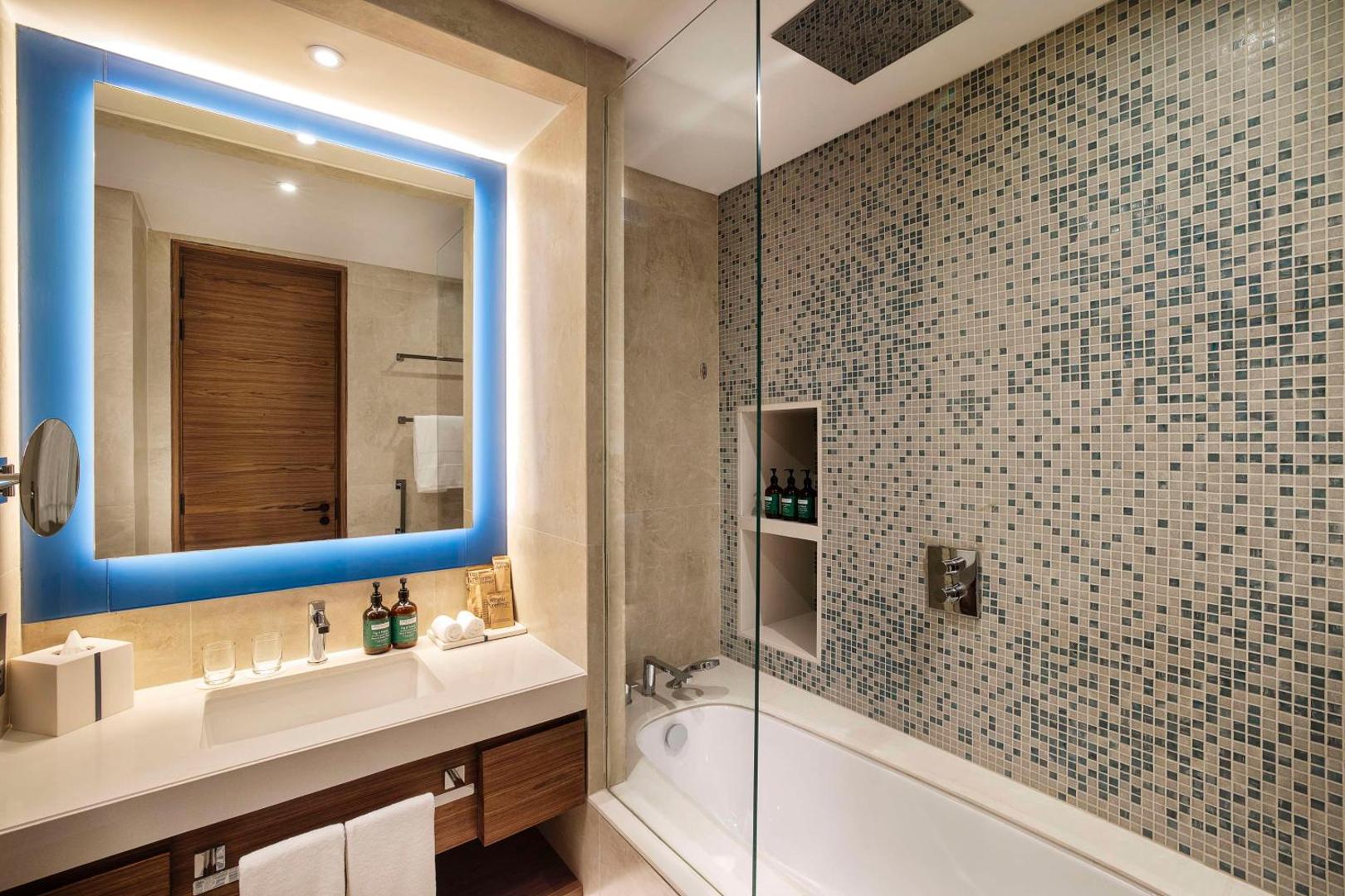 Tumbi Hotel Dubai The Palm, Tapestry Collection by Hilton Tumbi Hotel Dubai The Palm, Tapestry Collection by Hilton