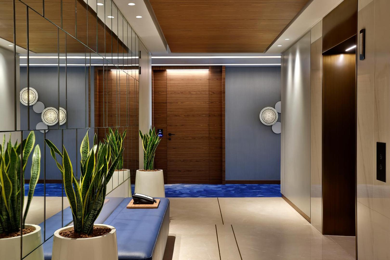 Tumbi Hotel Dubai The Palm, Tapestry Collection by Hilton Tumbi Hotel Dubai The Palm, Tapestry Collection by Hilton