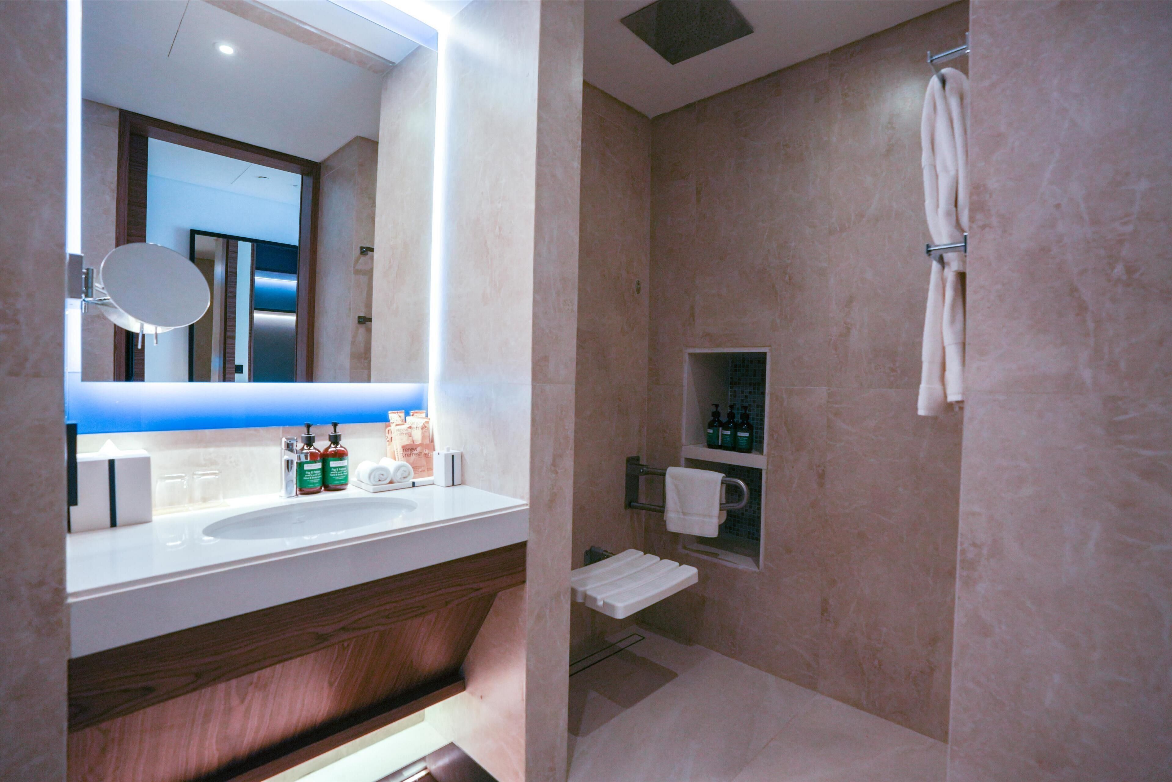 Tumbi Hotel Dubai The Palm, Tapestry Collection by Hilton Tumbi Hotel Dubai The Palm, Tapestry Collection by Hilton