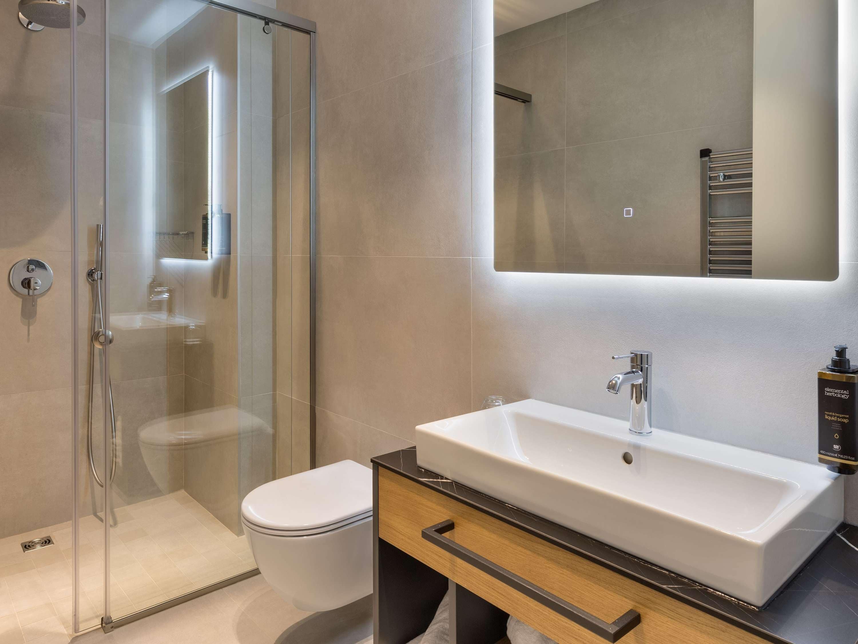 Mercure Tirana Mercure Tirana