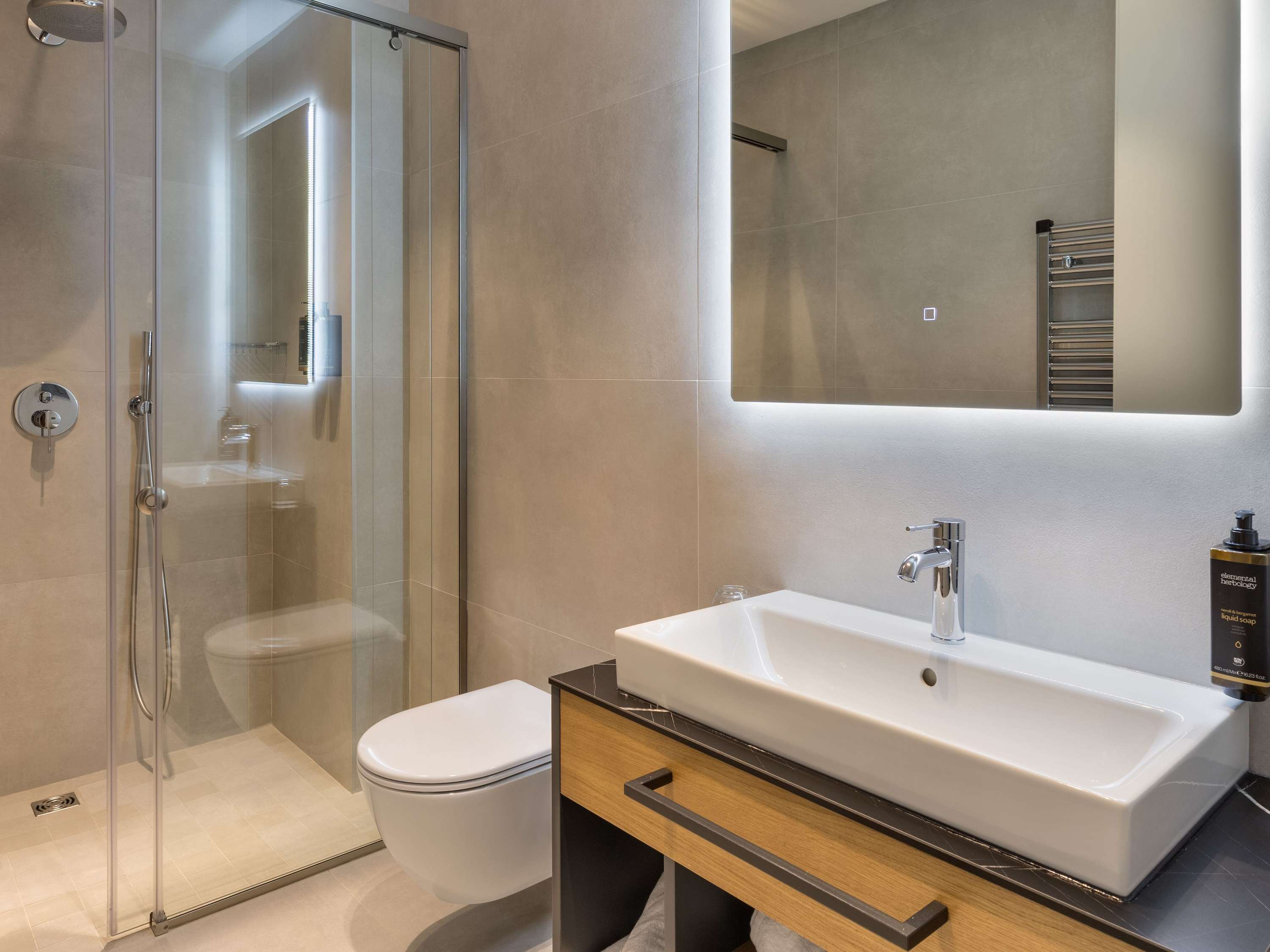 Mercure Tirana Mercure Tirana