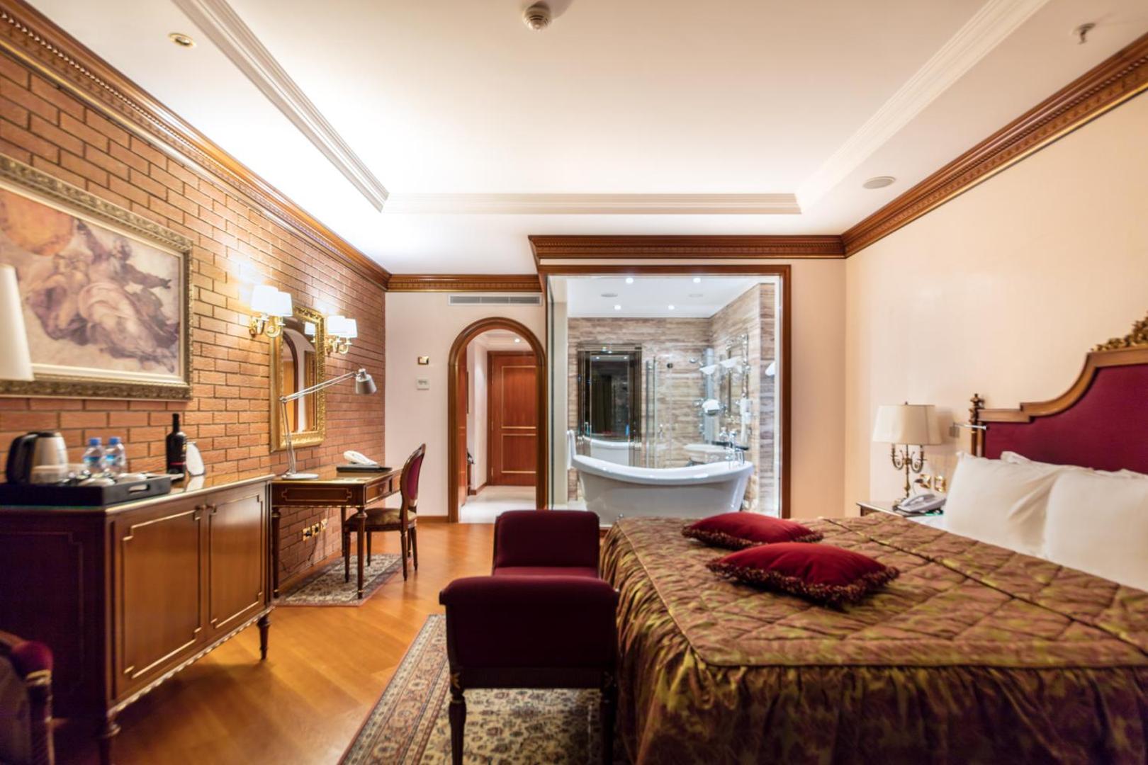 Xheko Imperial Luxury Hotel & SPA