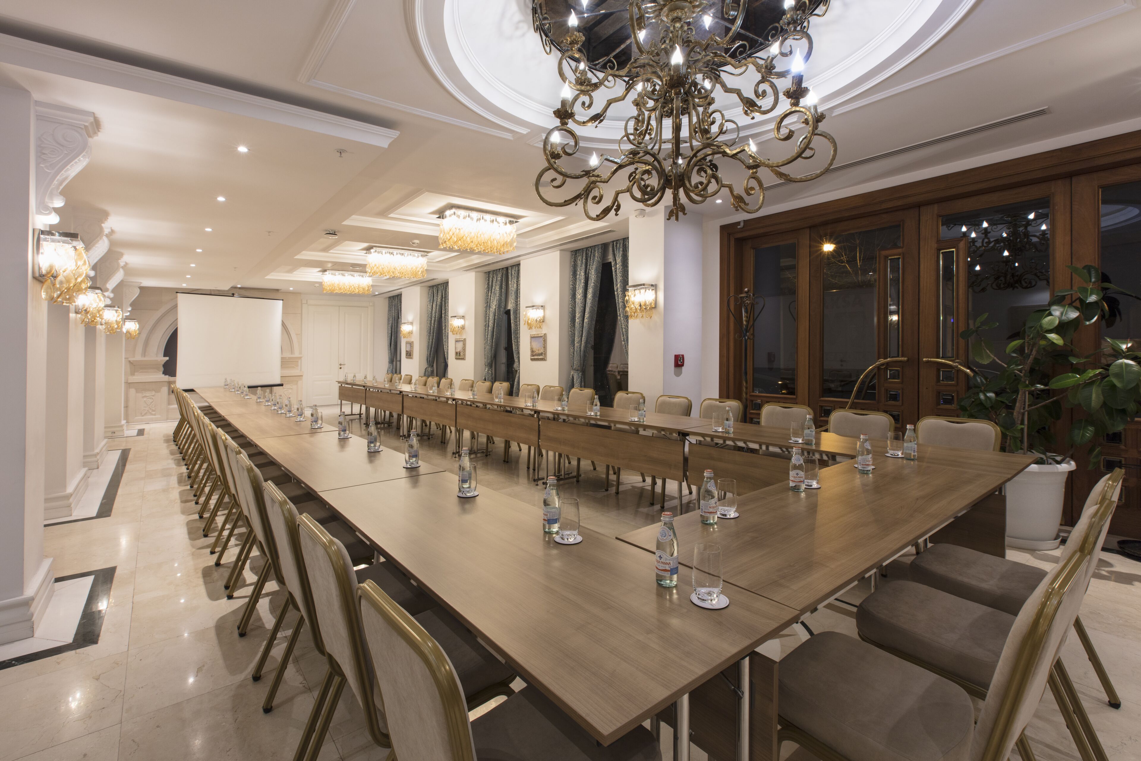 Xheko Imperial Luxury Hotel & SPA